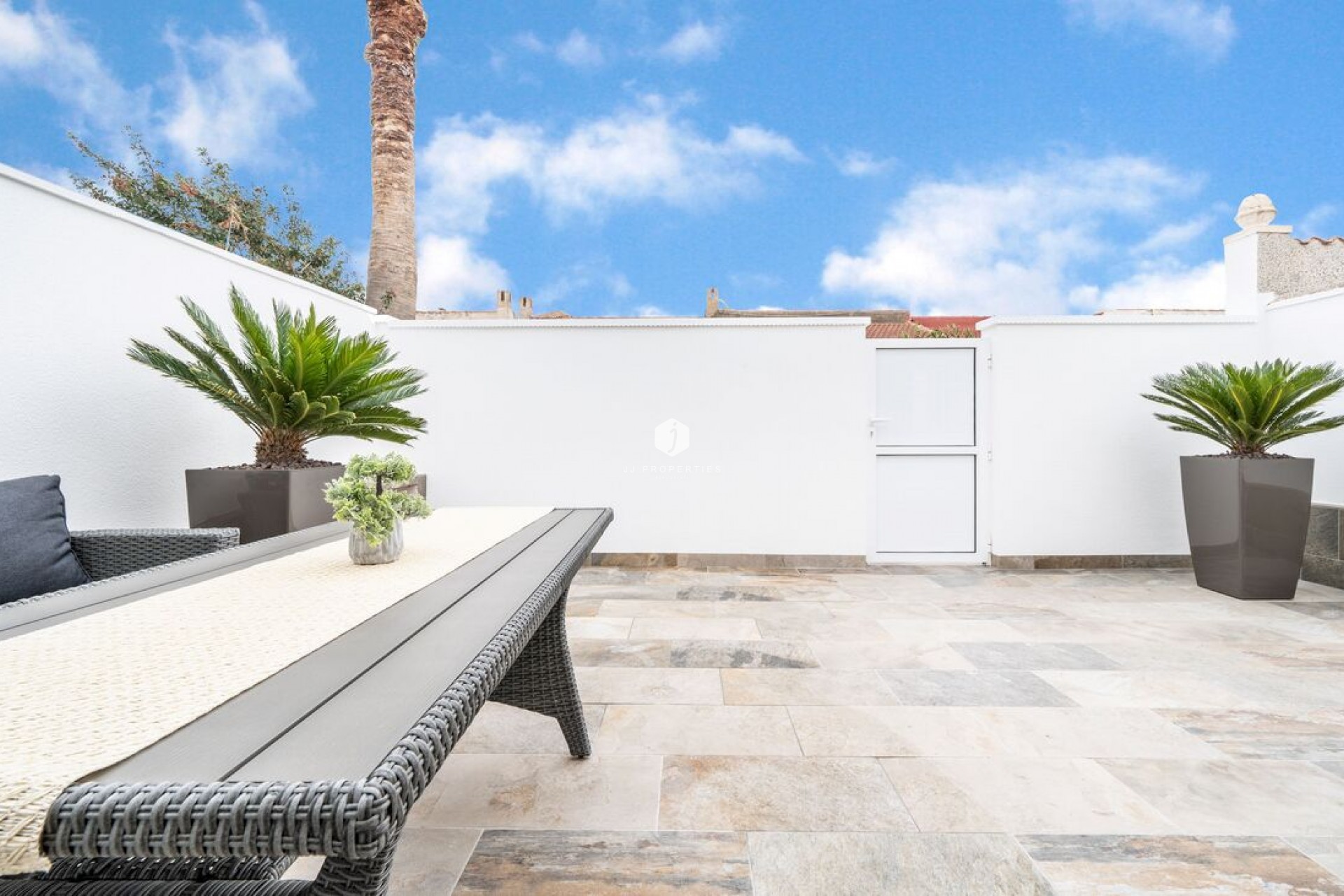 Resale - Bungalow -
Torrevieja - Torreta