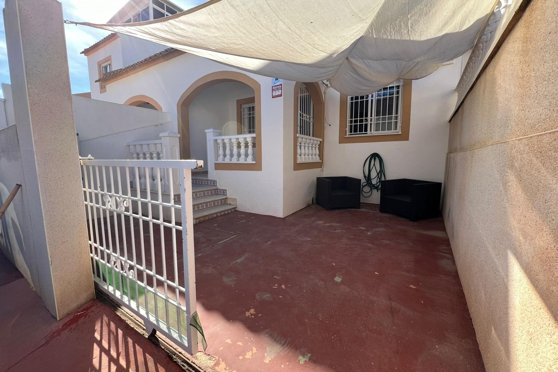 Resale - Bungalow -
Torrevieja - Torretas