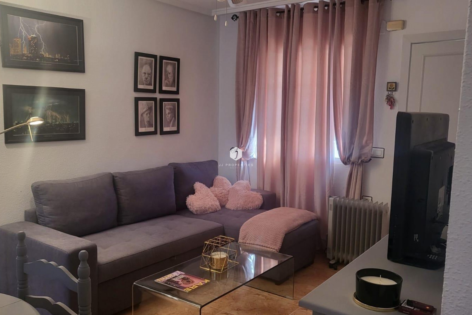 Resale - Bungalow -
Torrevieja - Torretas