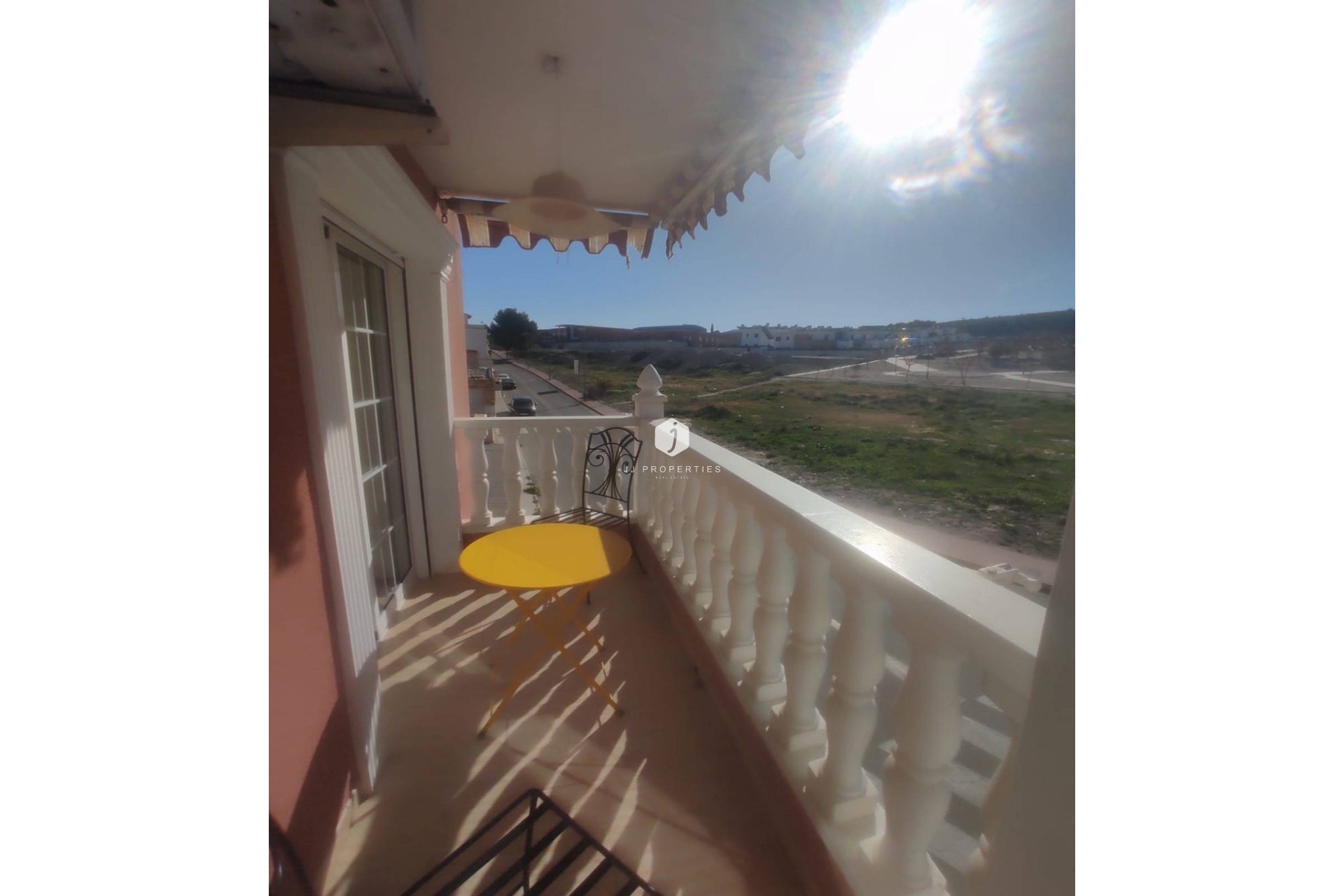 Resale - Chalet -
Bigastro - Comunidad Valenciana