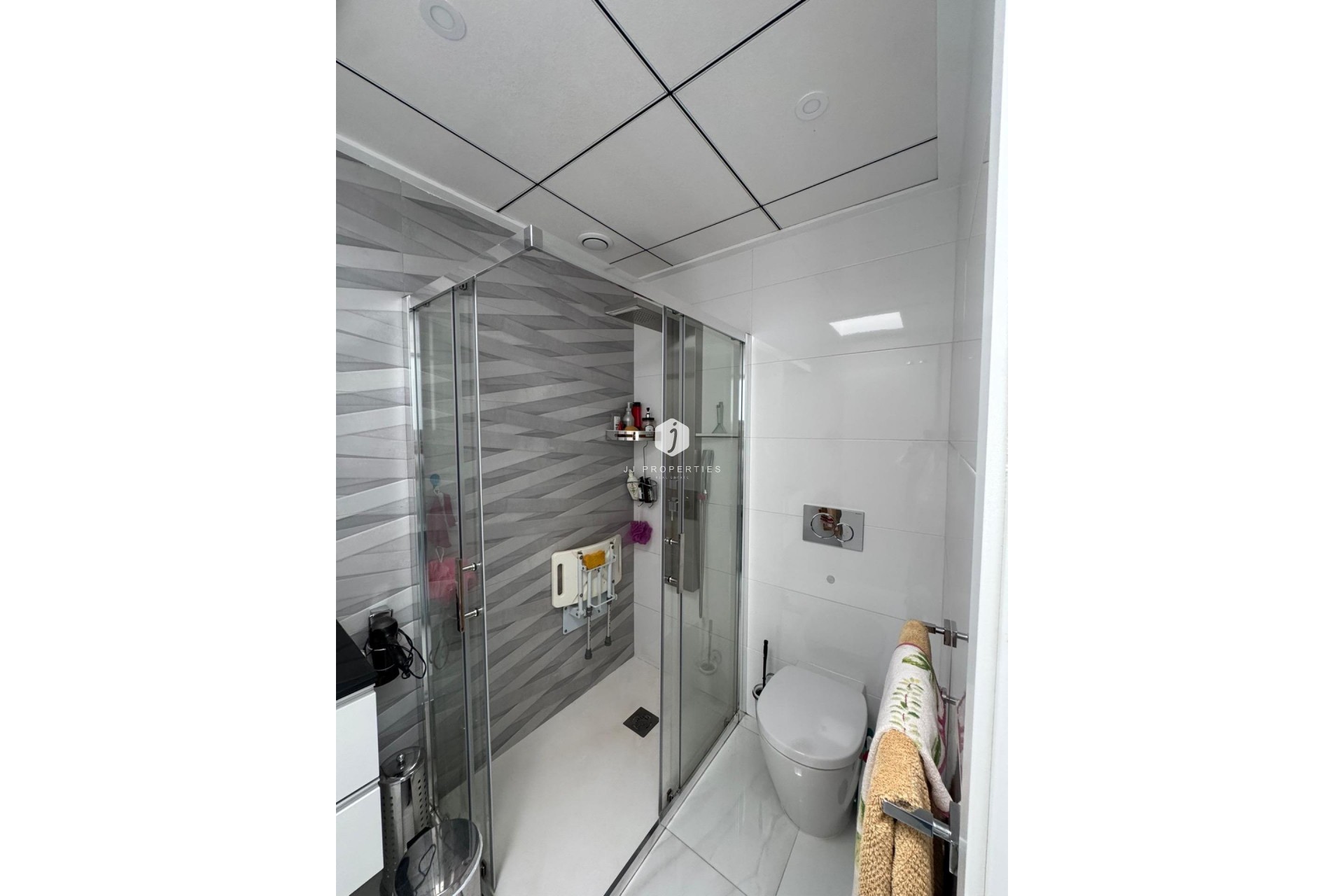 Resale - Chalet -
Bigastro - Comunidad Valenciana