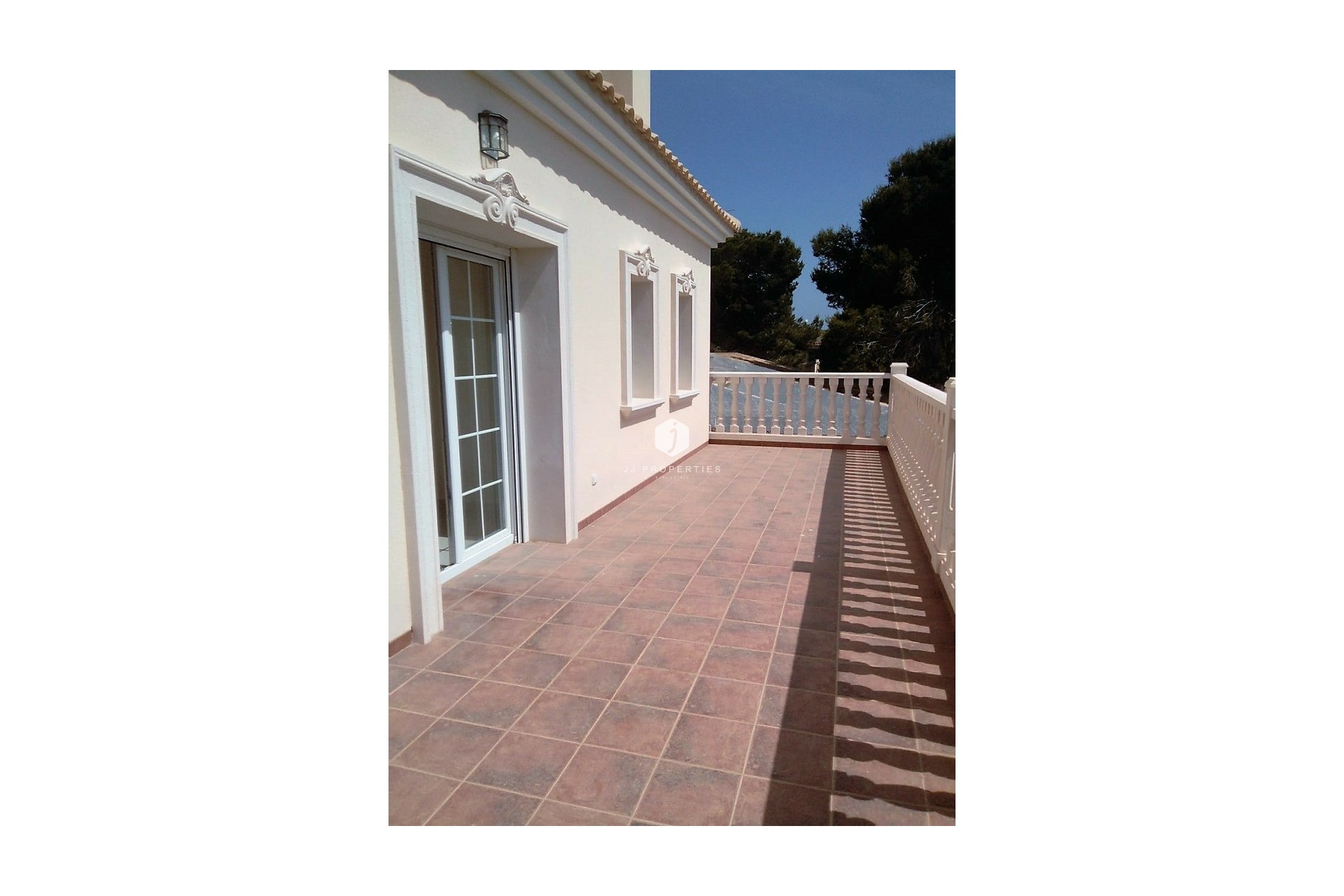 Resale - Chalet -
Cabo Roig - Costa Blanca