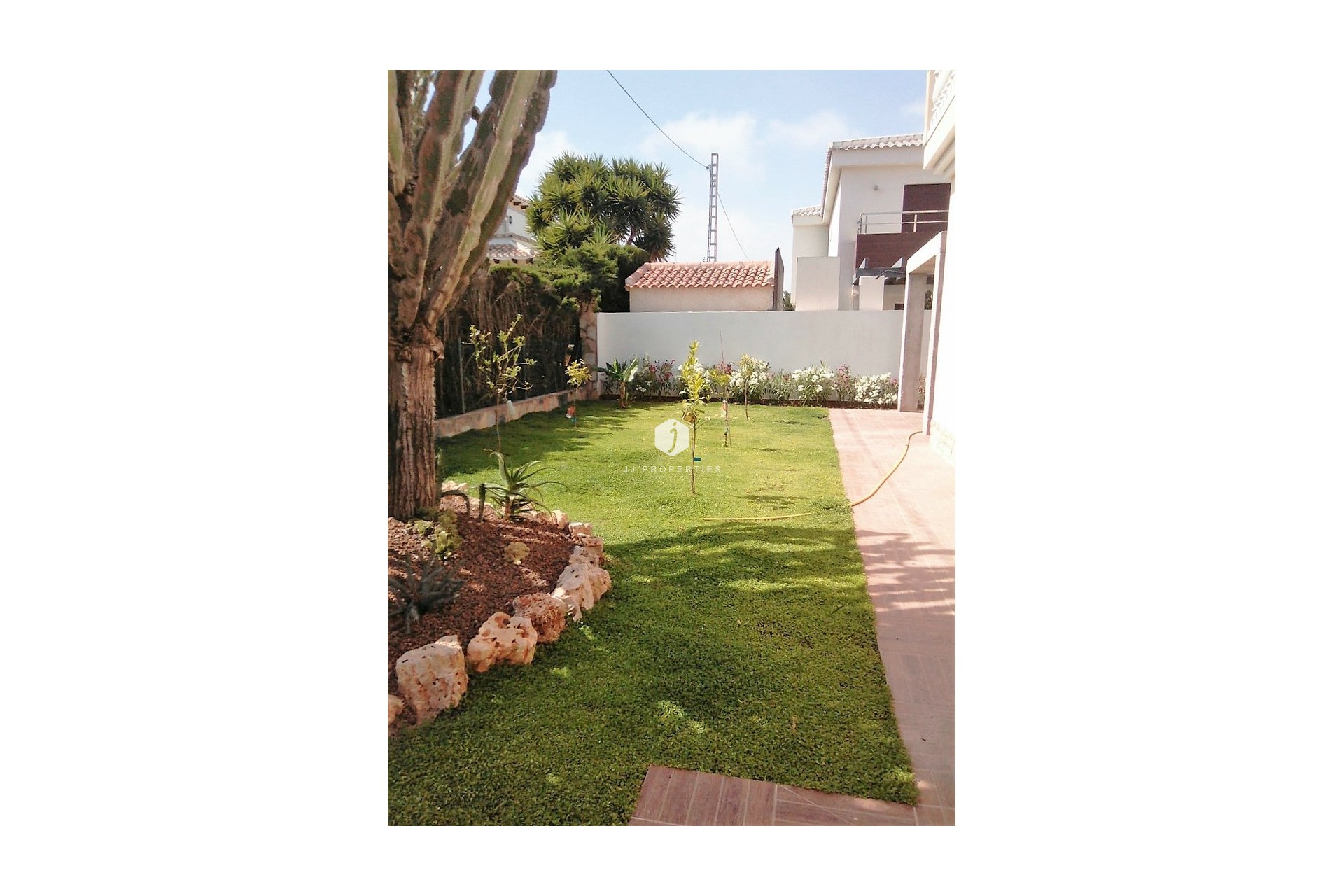 Resale - Chalet -
Cabo Roig - Costa Blanca