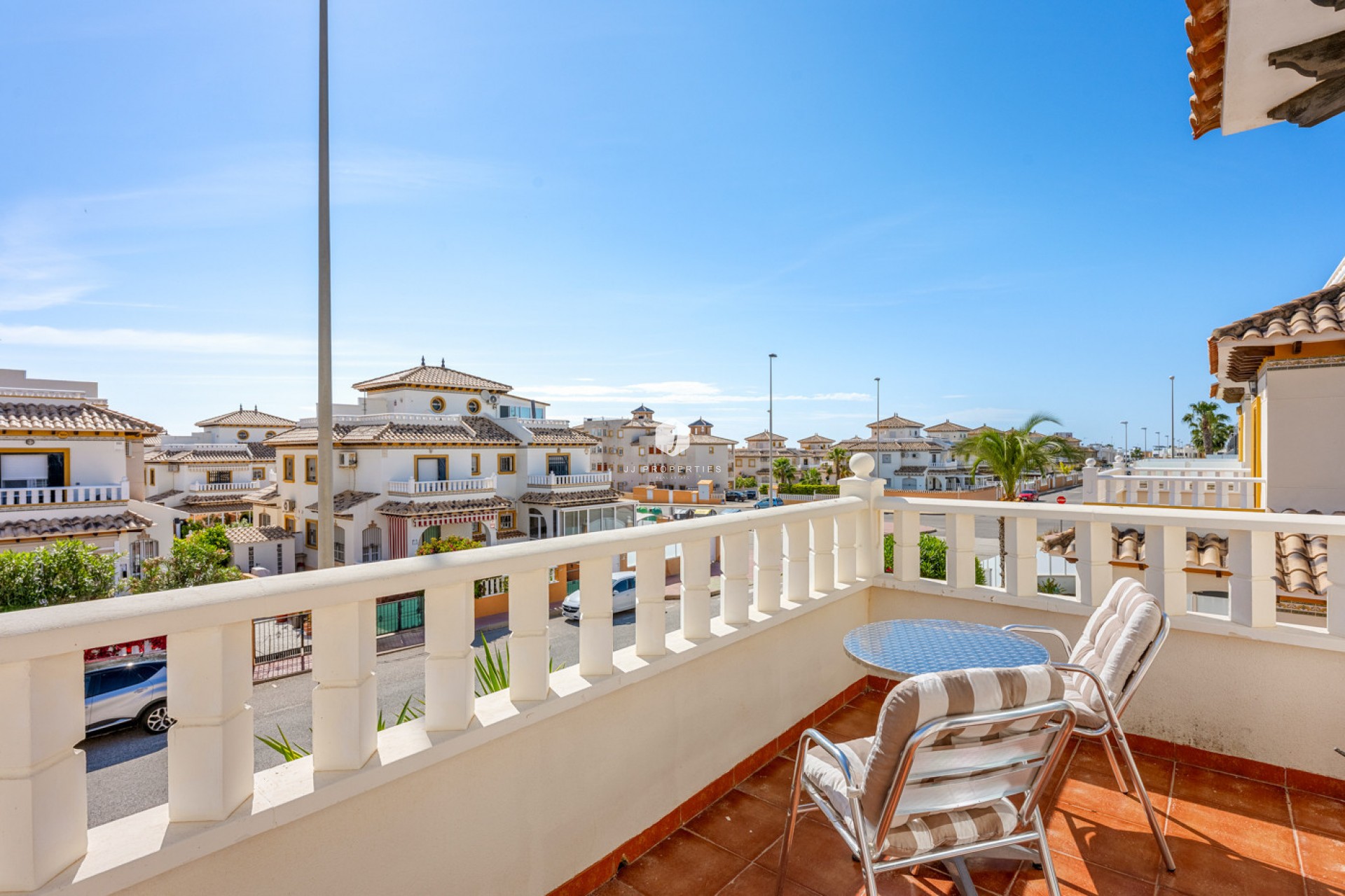 Resale - Chalet -
Cabo Roig - Costa Blanca