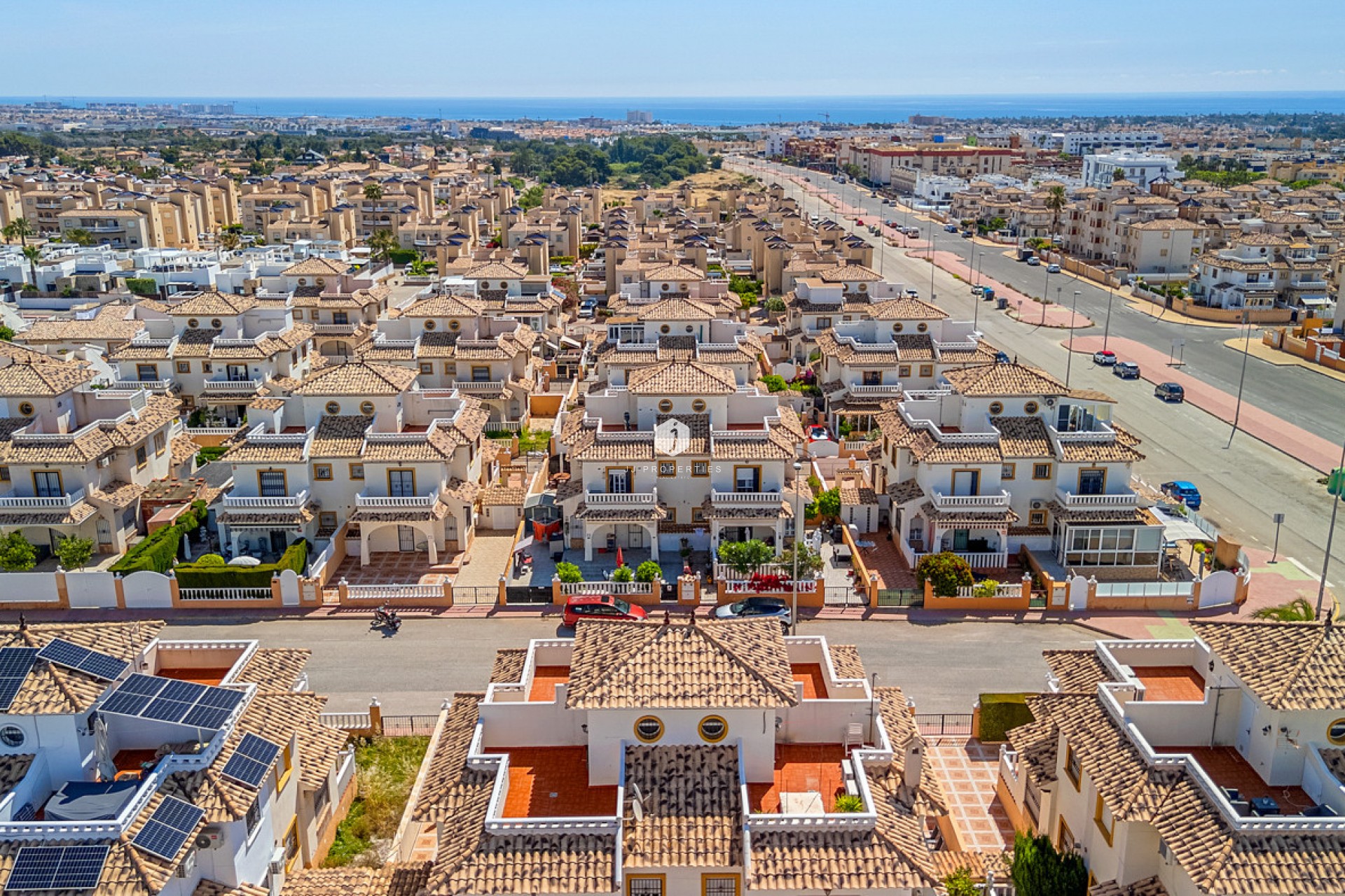 Resale - Chalet -
Cabo Roig - Costa Blanca