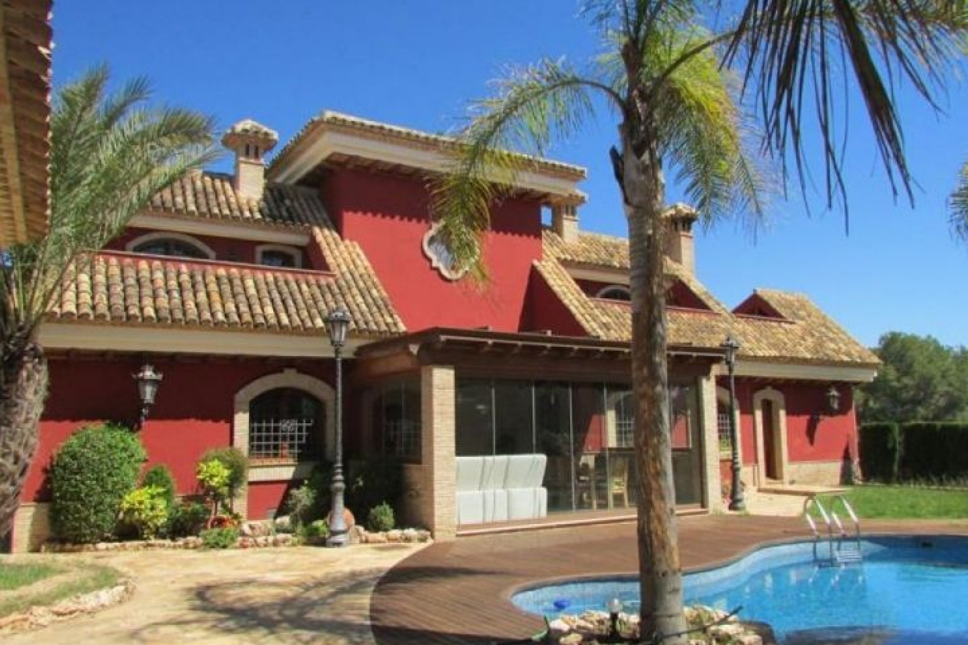 Resale - Chalet -
Campoamor - Costa Blanca