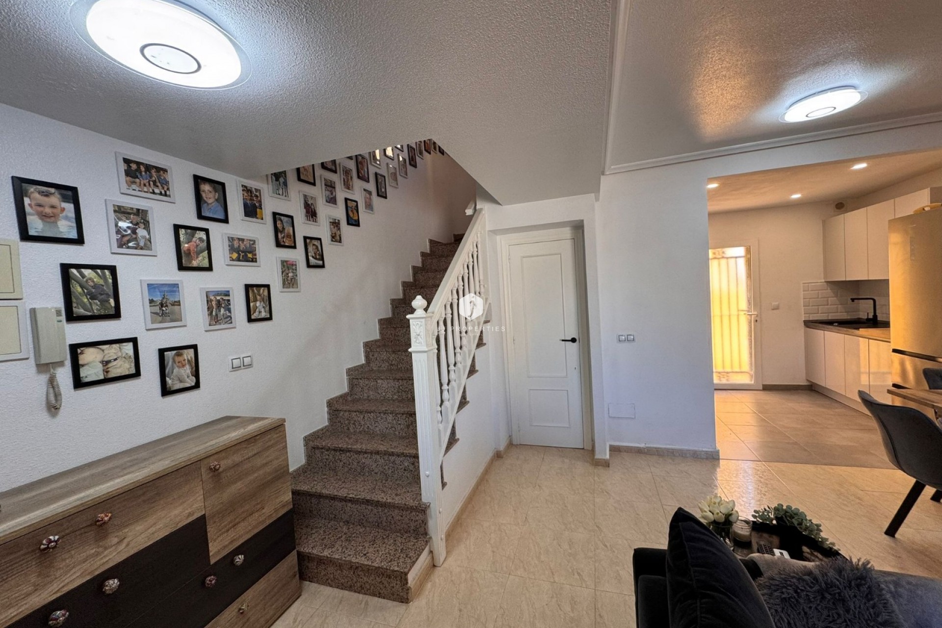 Resale - Chalet -
Campoamor - Costa Blanca