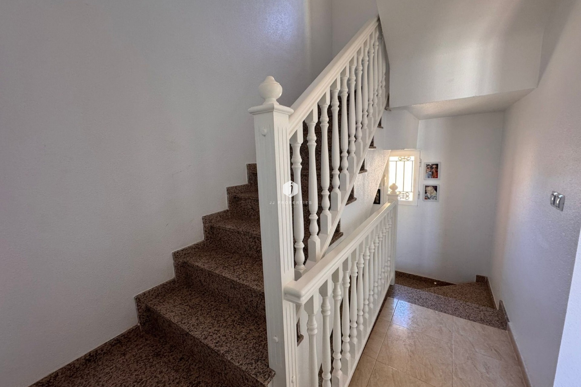 Resale - Chalet -
Campoamor - Costa Blanca