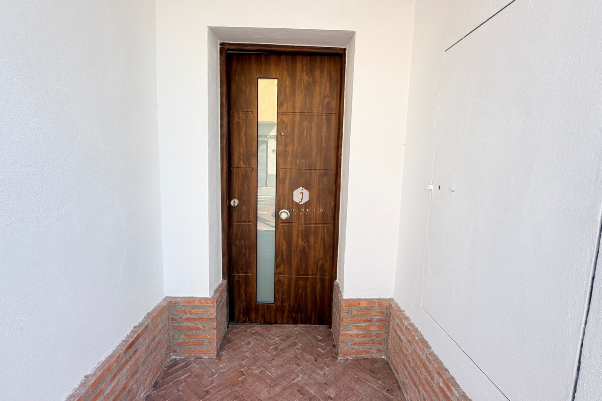 Resale - Chalet -
Catral - Costa Blanca