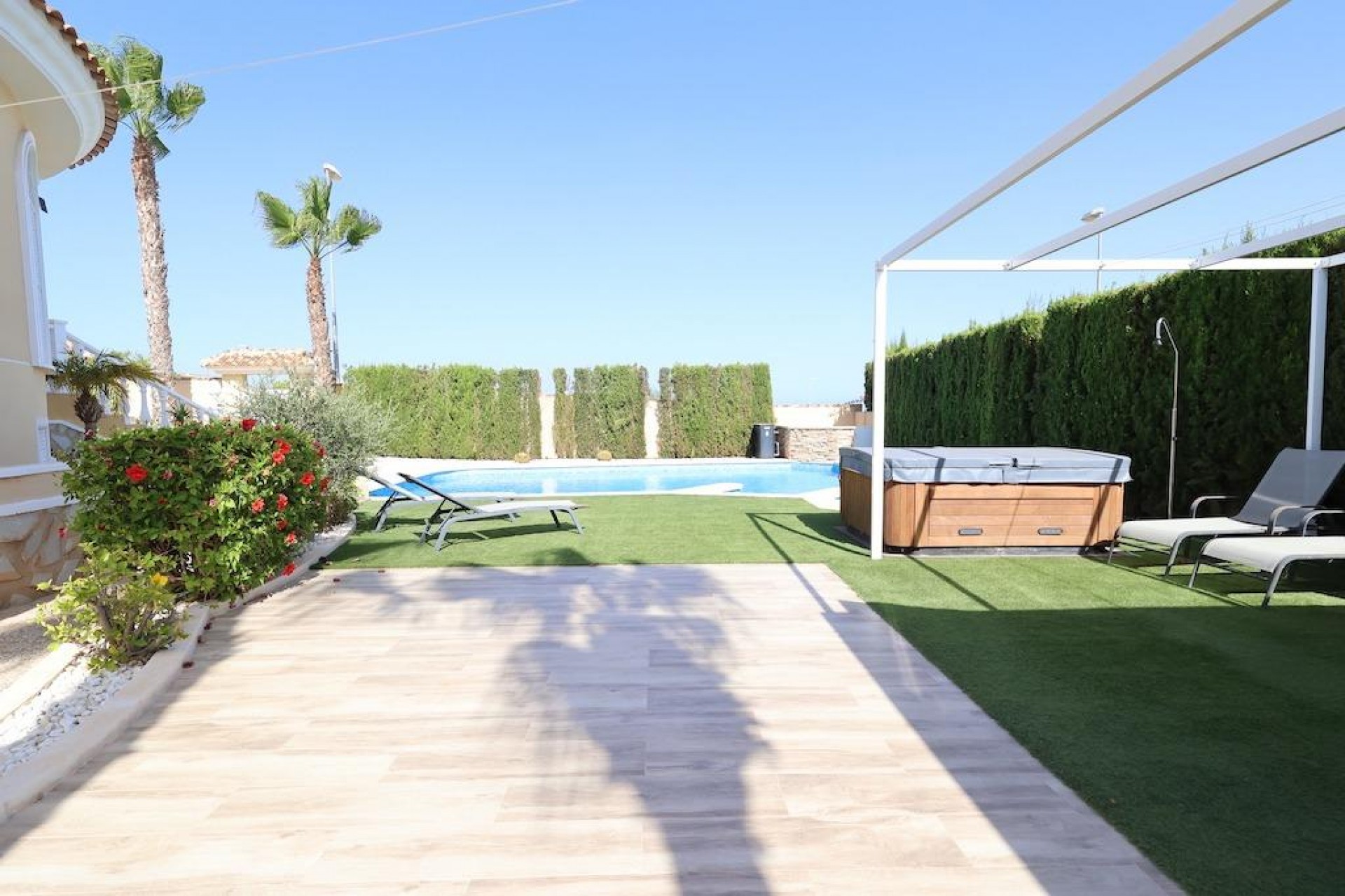 Resale - Chalet -
Ciudad Quesada - Costa Blanca