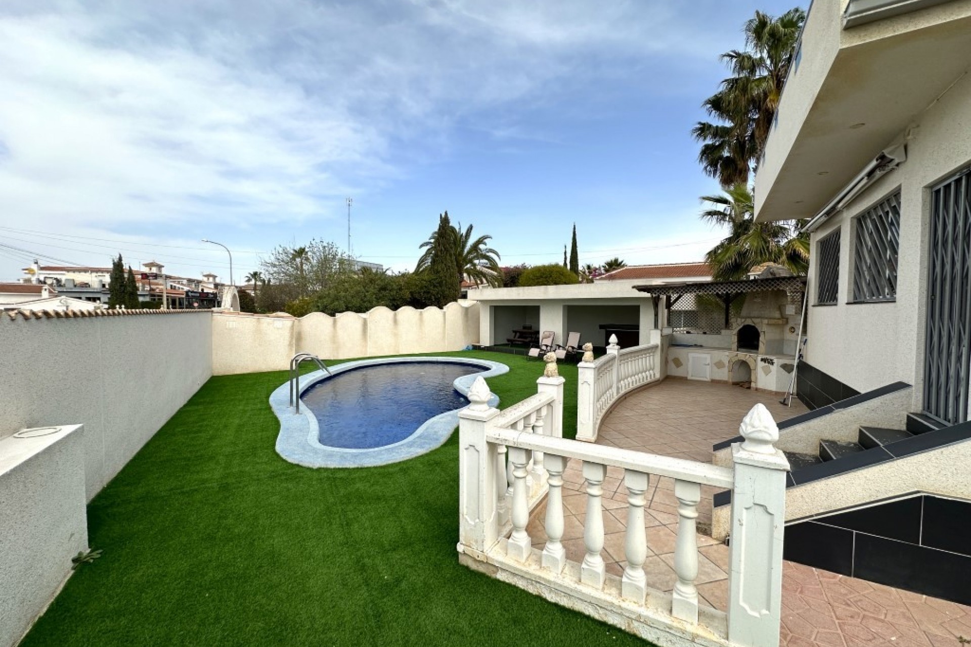 Resale - Chalet -
Ciudad Quesada - Costa Blanca