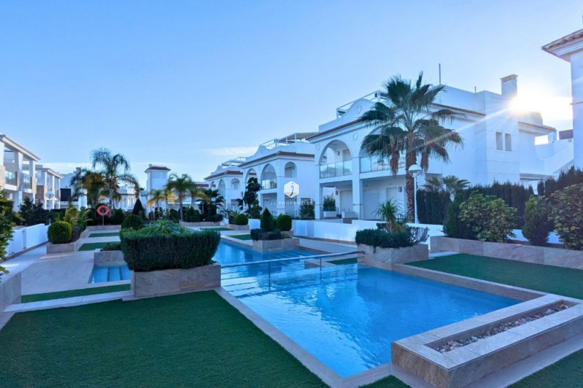 Resale - Chalet -
Ciudad Quesada - Costa Blanca