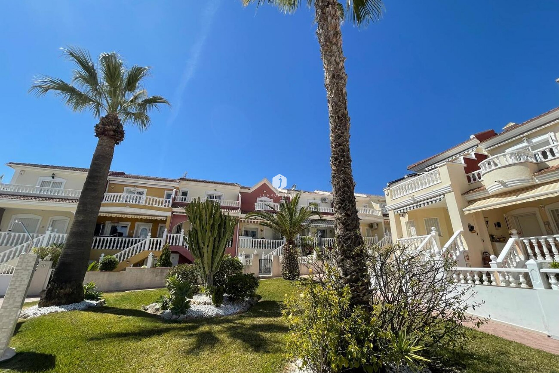 Resale - Chalet -
Ciudad Quesada - Costa Blanca