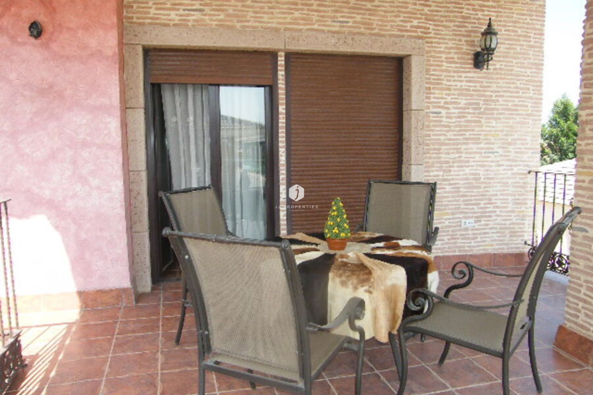 Resale - Chalet -
Daya Nueva - Costa Blanca