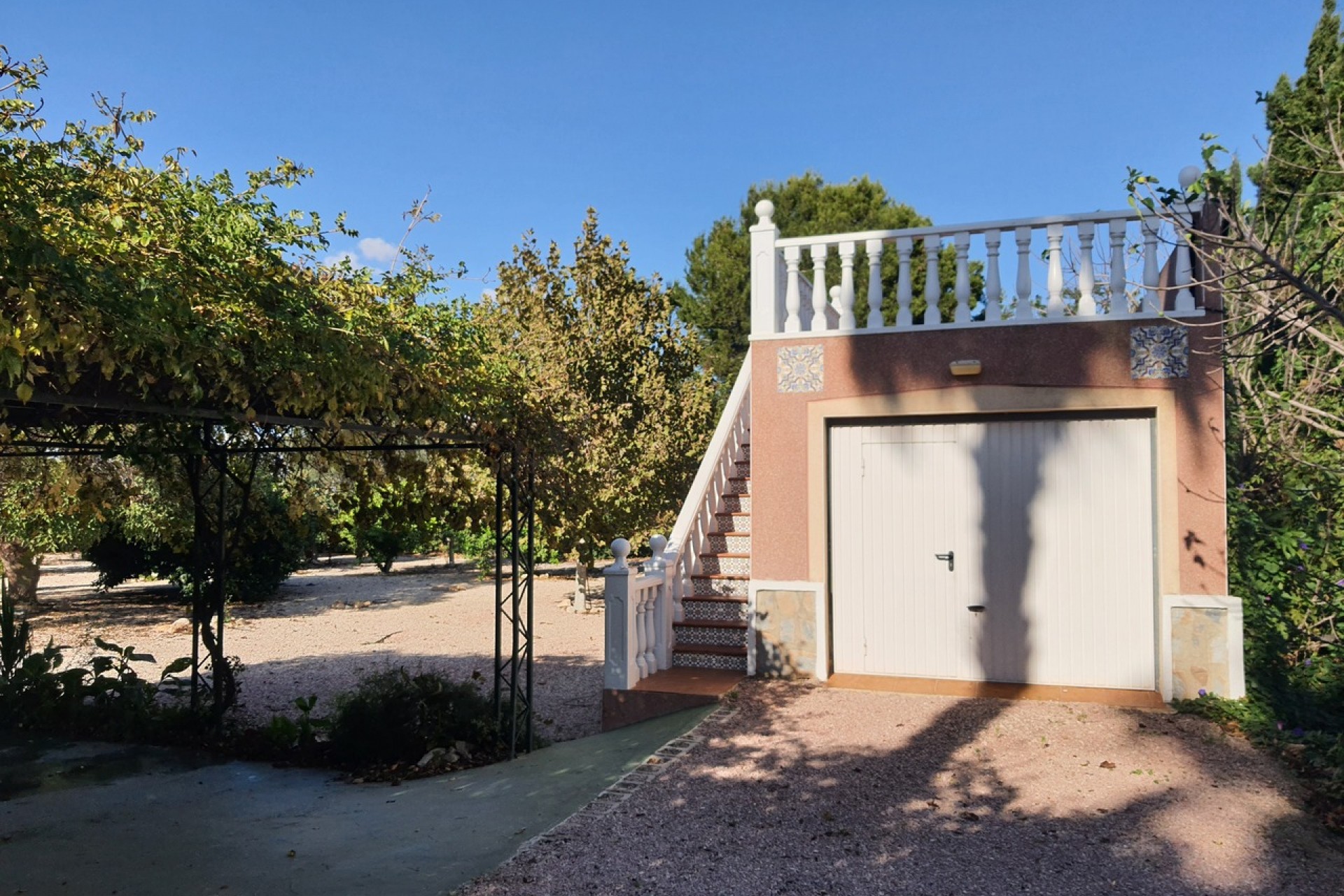 Resale - Chalet -
Daya Vieja - Costa Blanca