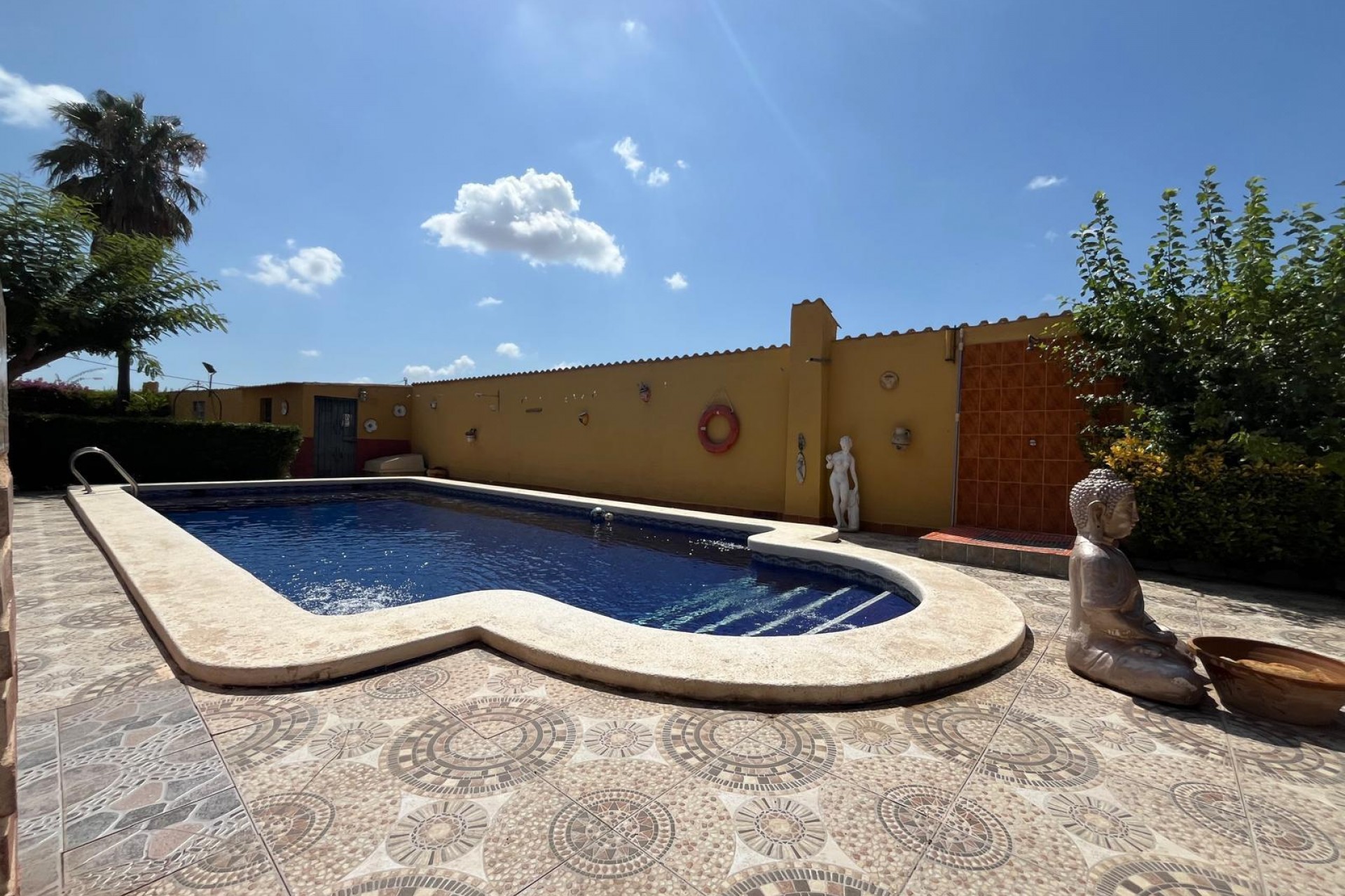 Resale - Chalet -
Dolores - Camino De La Cebada