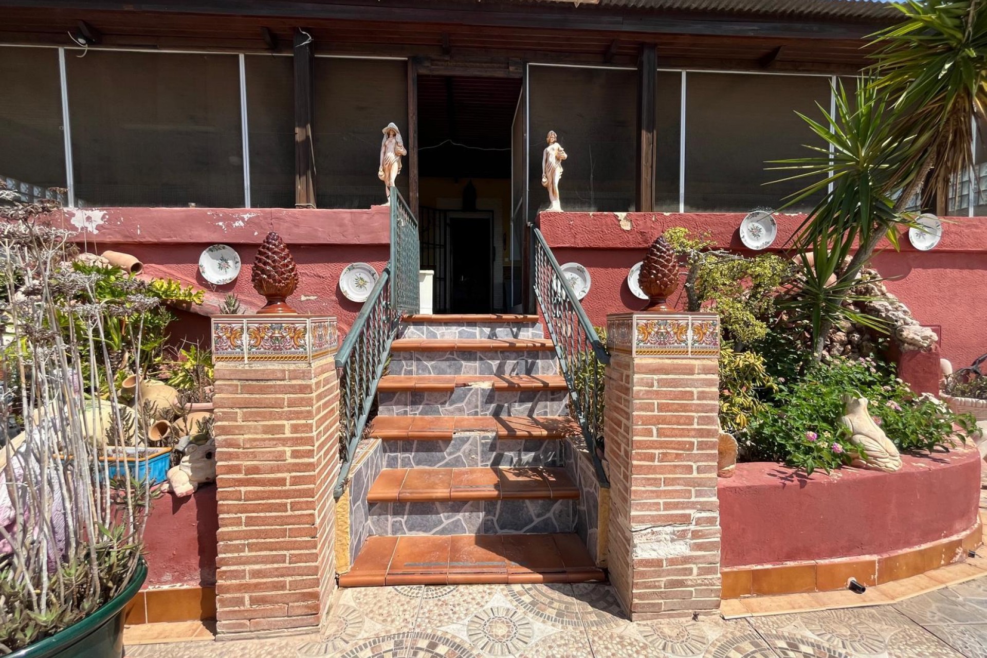 Resale - Chalet -
Dolores - Camino De La Cebada