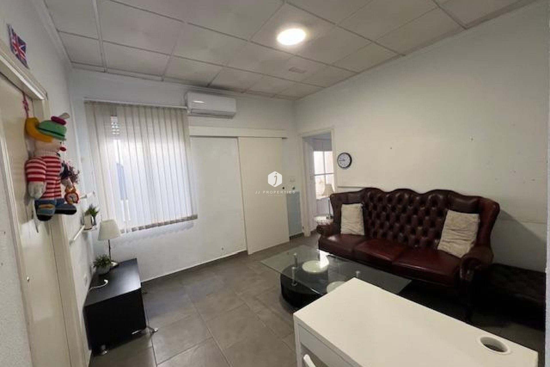 Resale - Chalet -
Dolores - Centro