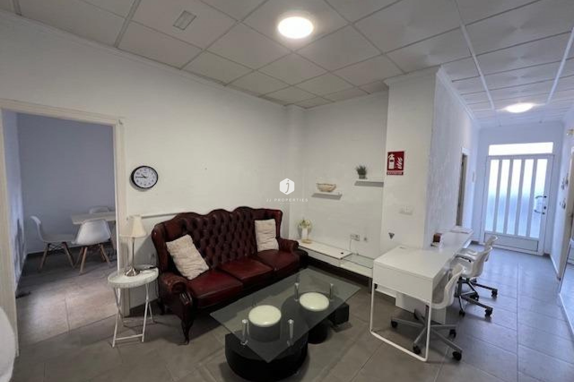 Resale - Chalet -
Dolores - Centro