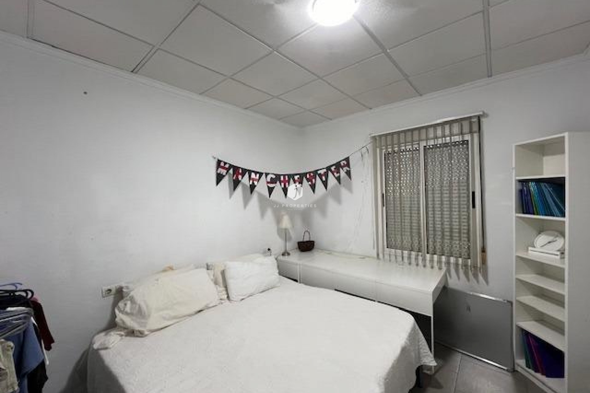 Resale - Chalet -
Dolores - Centro