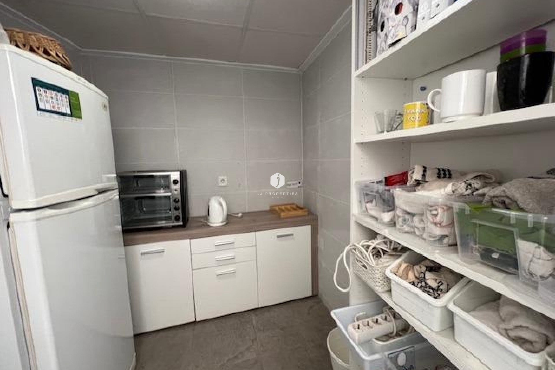 Resale - Chalet -
Dolores - Centro