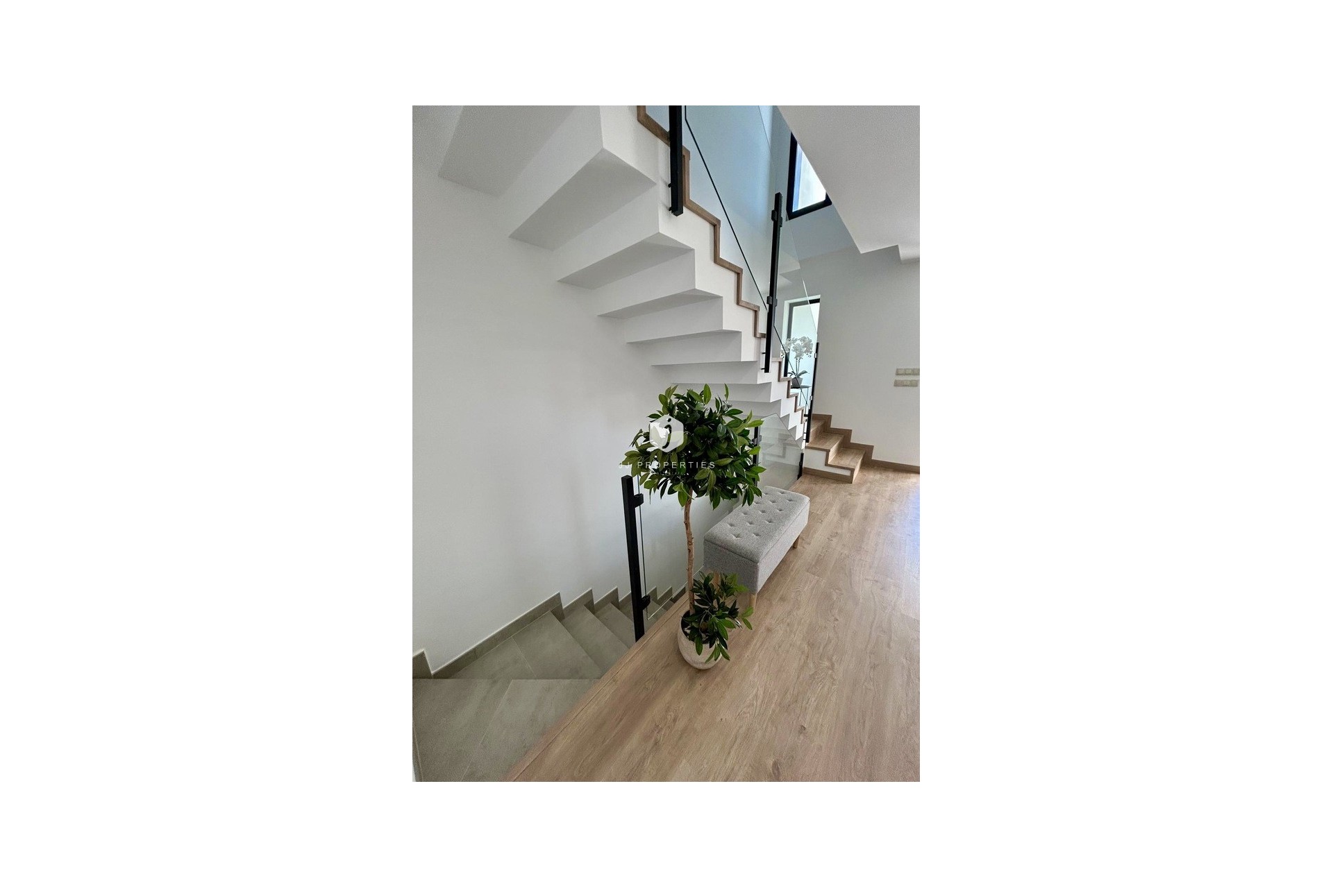 Resale - Chalet -
Dolores - Costa Blanca