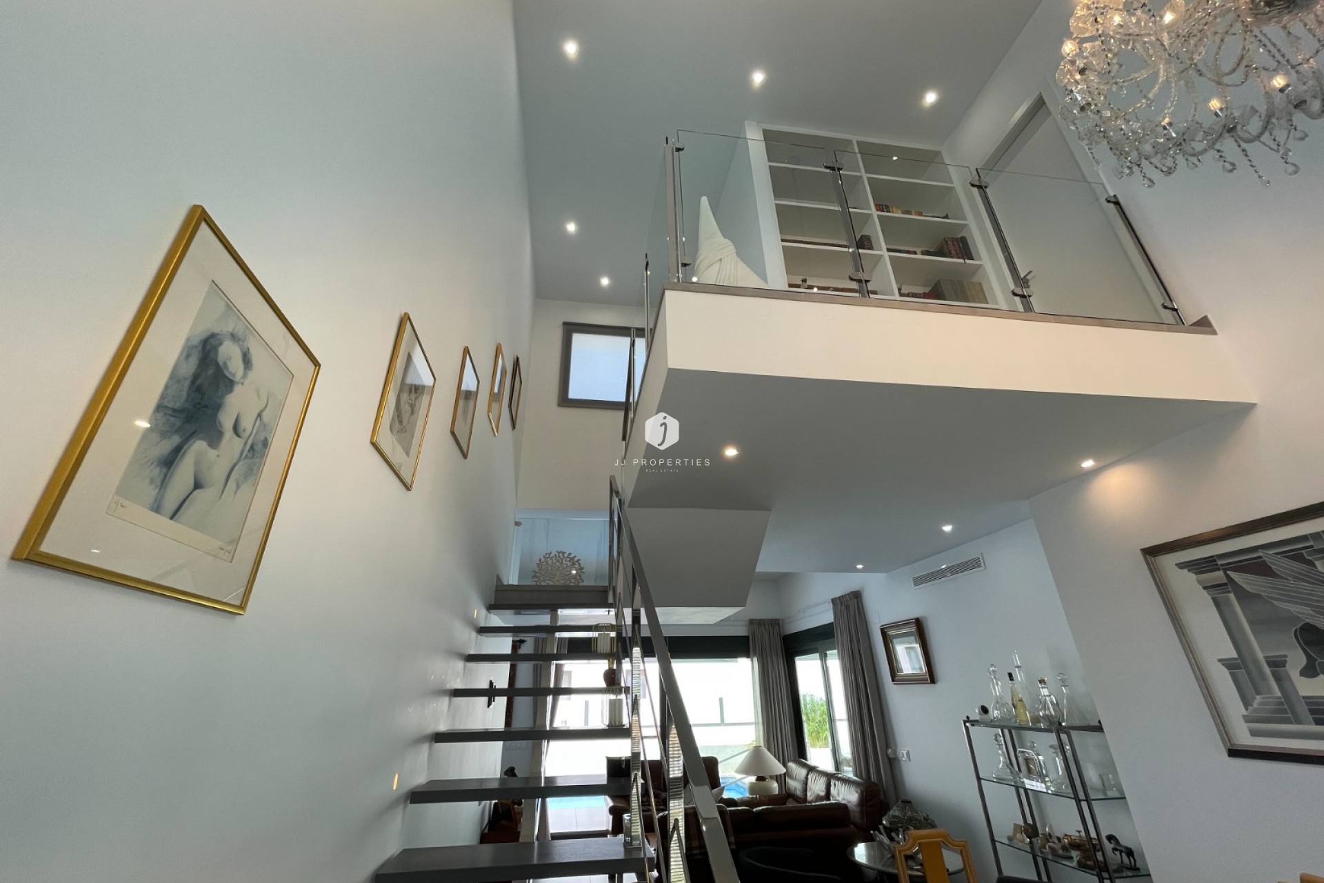 Resale - Chalet -
Dolores - Costa Blanca