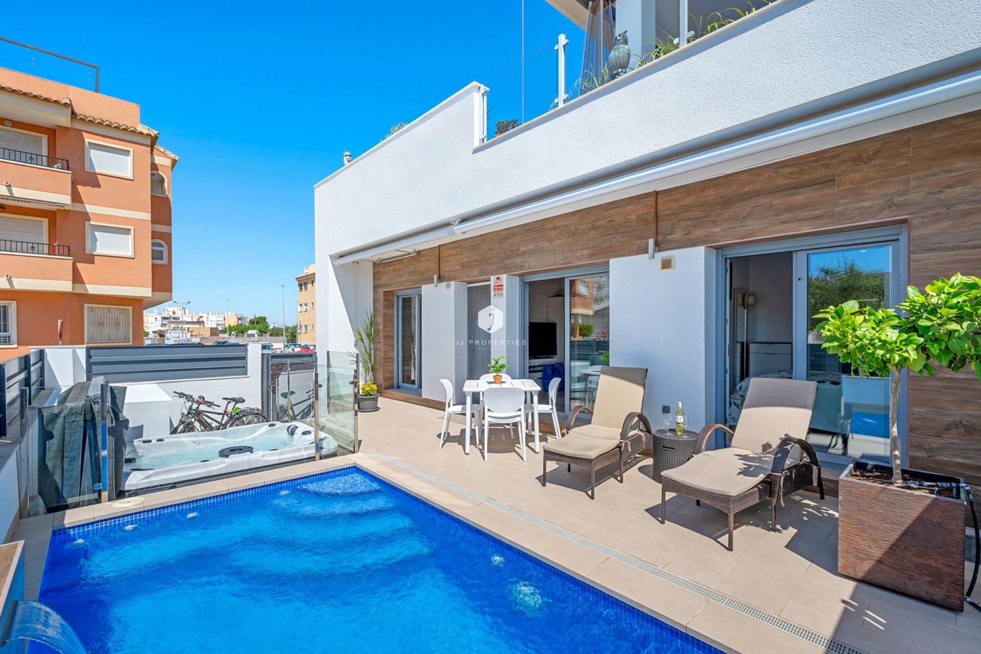 Resale - Chalet -
Formentera del Segura - Costa Blanca