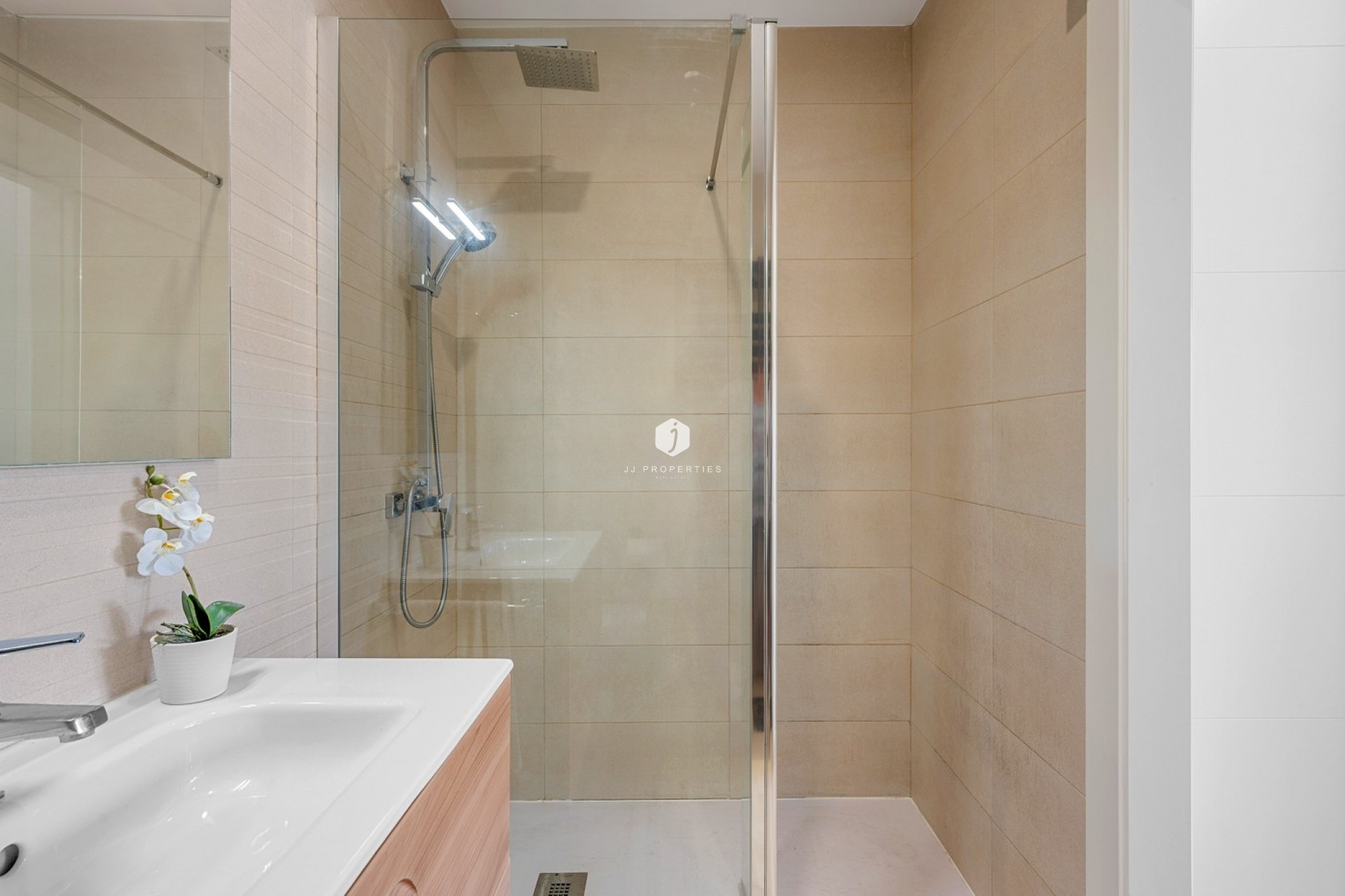 Resale - Chalet -
Formentera del Segura - Costa Blanca