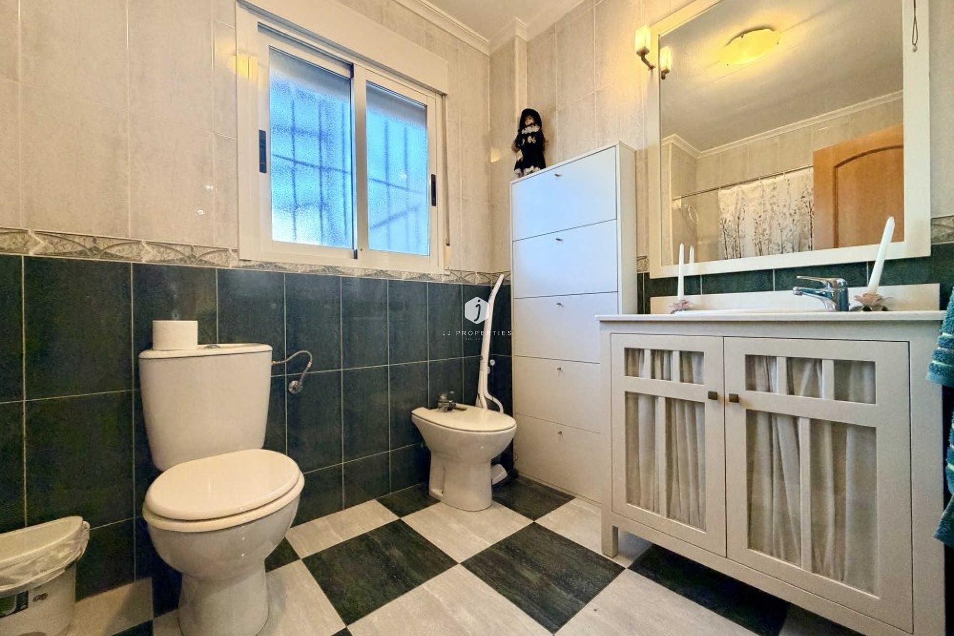 Resale - Chalet -
Formentera del Segura - Costa Blanca