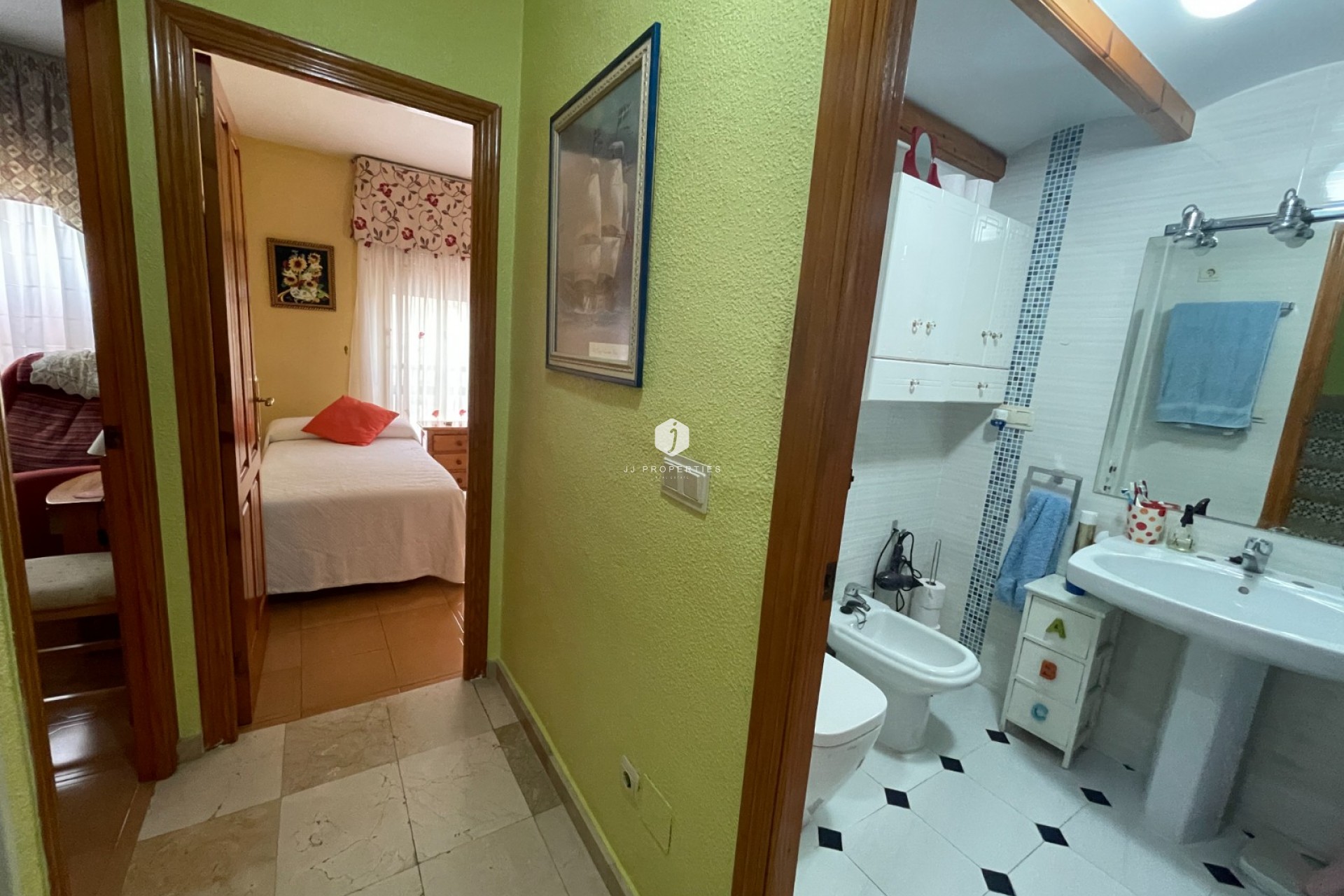 Resale - Chalet -
Guardamar del Segura - Costa Blanca