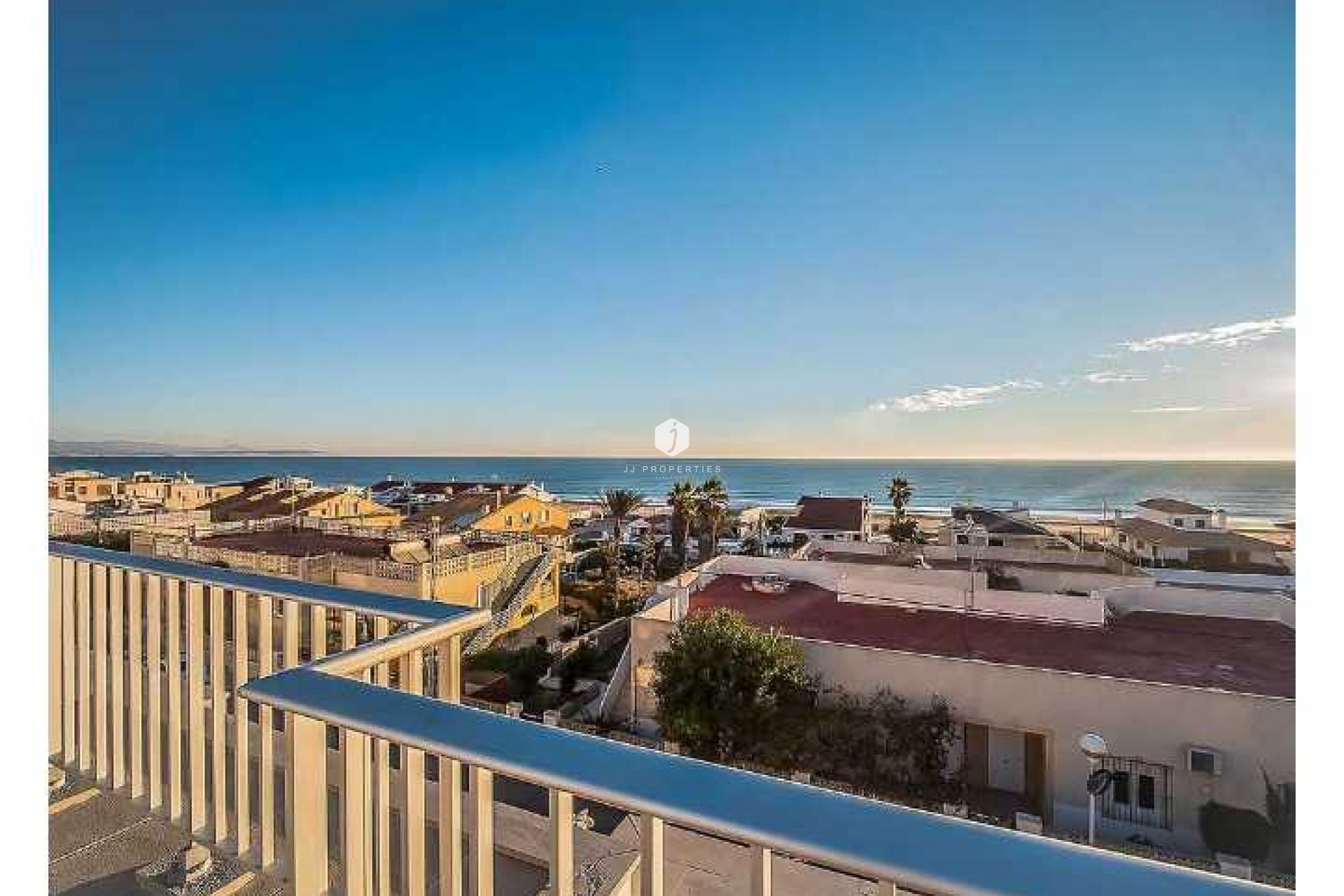 Resale - Chalet -
Guardamar del Segura - Costa Blanca