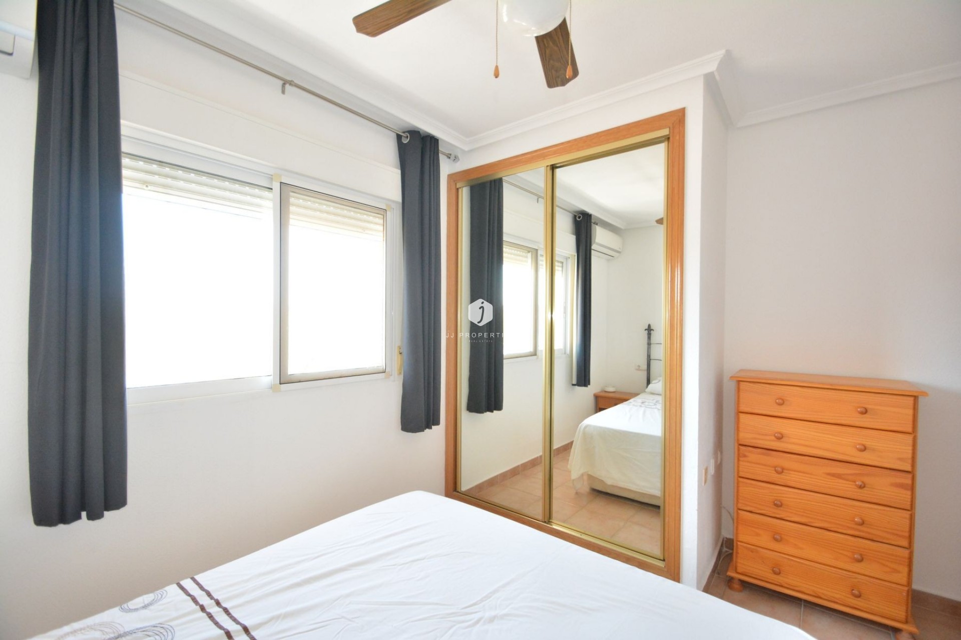 Resale - Chalet -
Guardamar del Segura - Costa Blanca