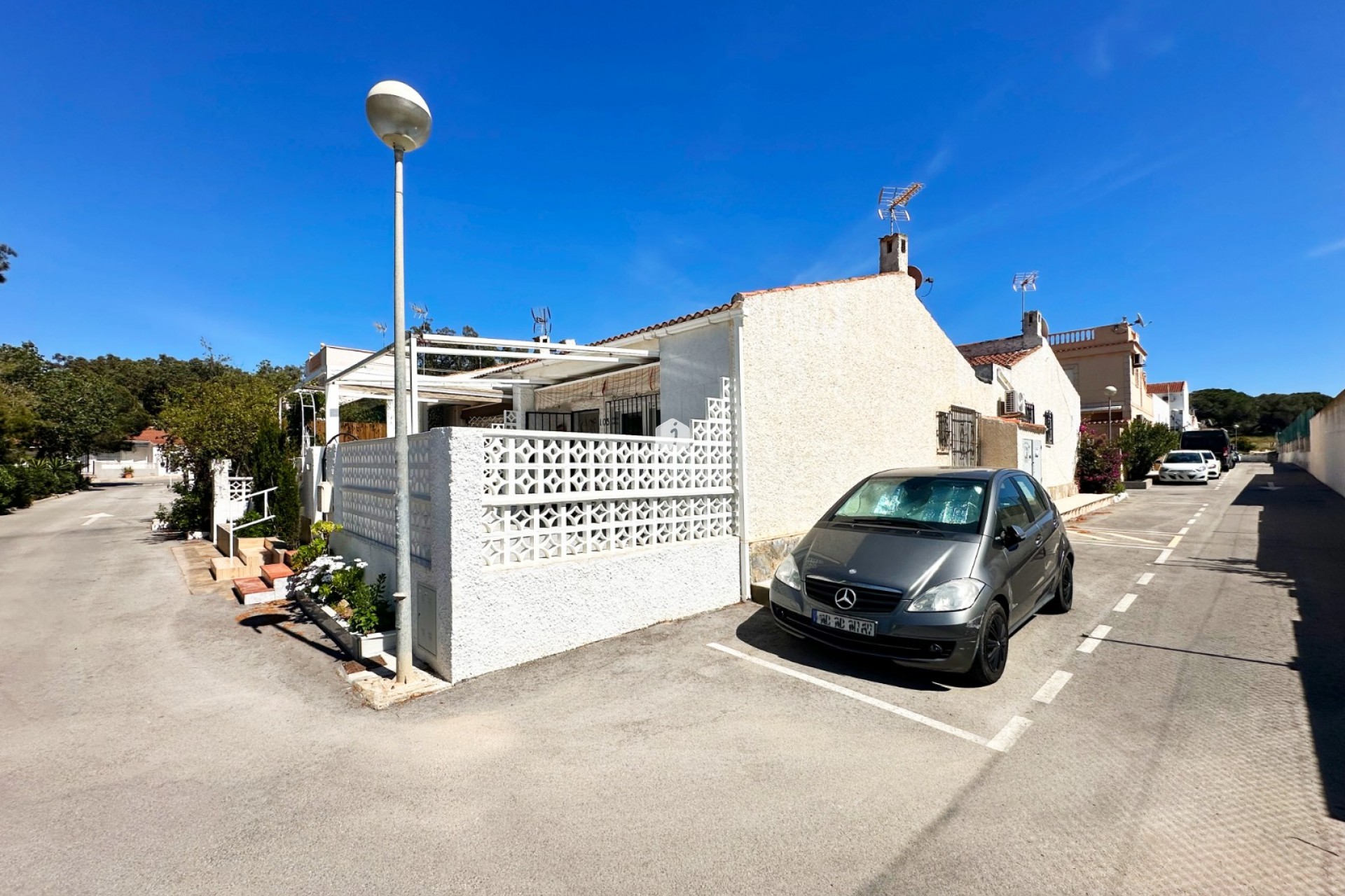 Resale - Chalet -
Guardamar del Segura - Costa Blanca