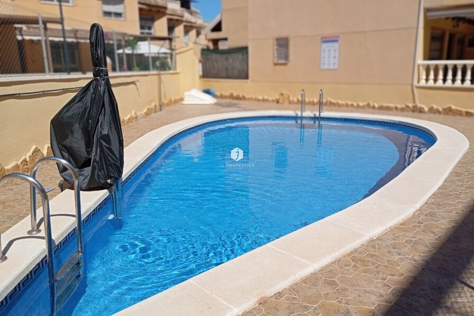 Resale - Chalet -
Guardamar del Segura - Costa Blanca
