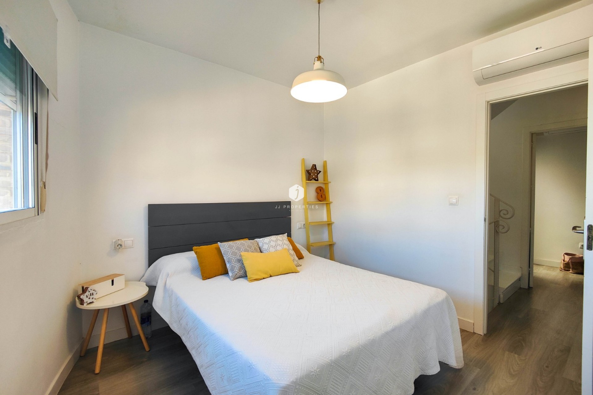 Resale - Chalet -
Guardamar del Segura - Costa Blanca