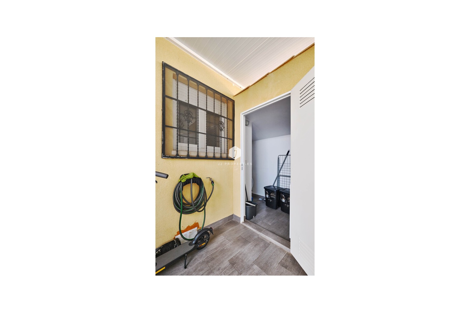 Resale - Chalet -
Guardamar del Segura - El Raso