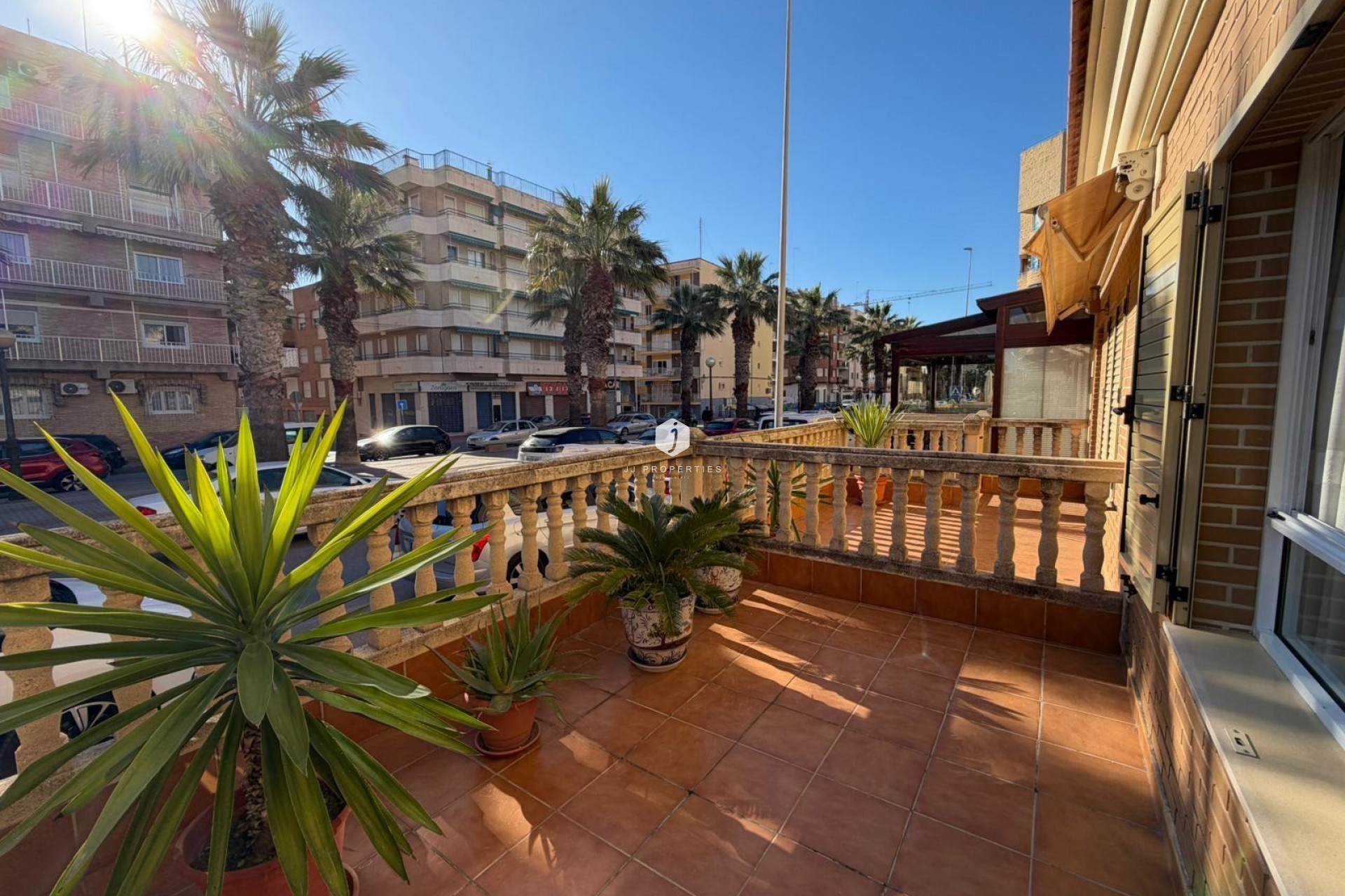 Resale - Chalet -
Guardamar del Segura - Pueblo