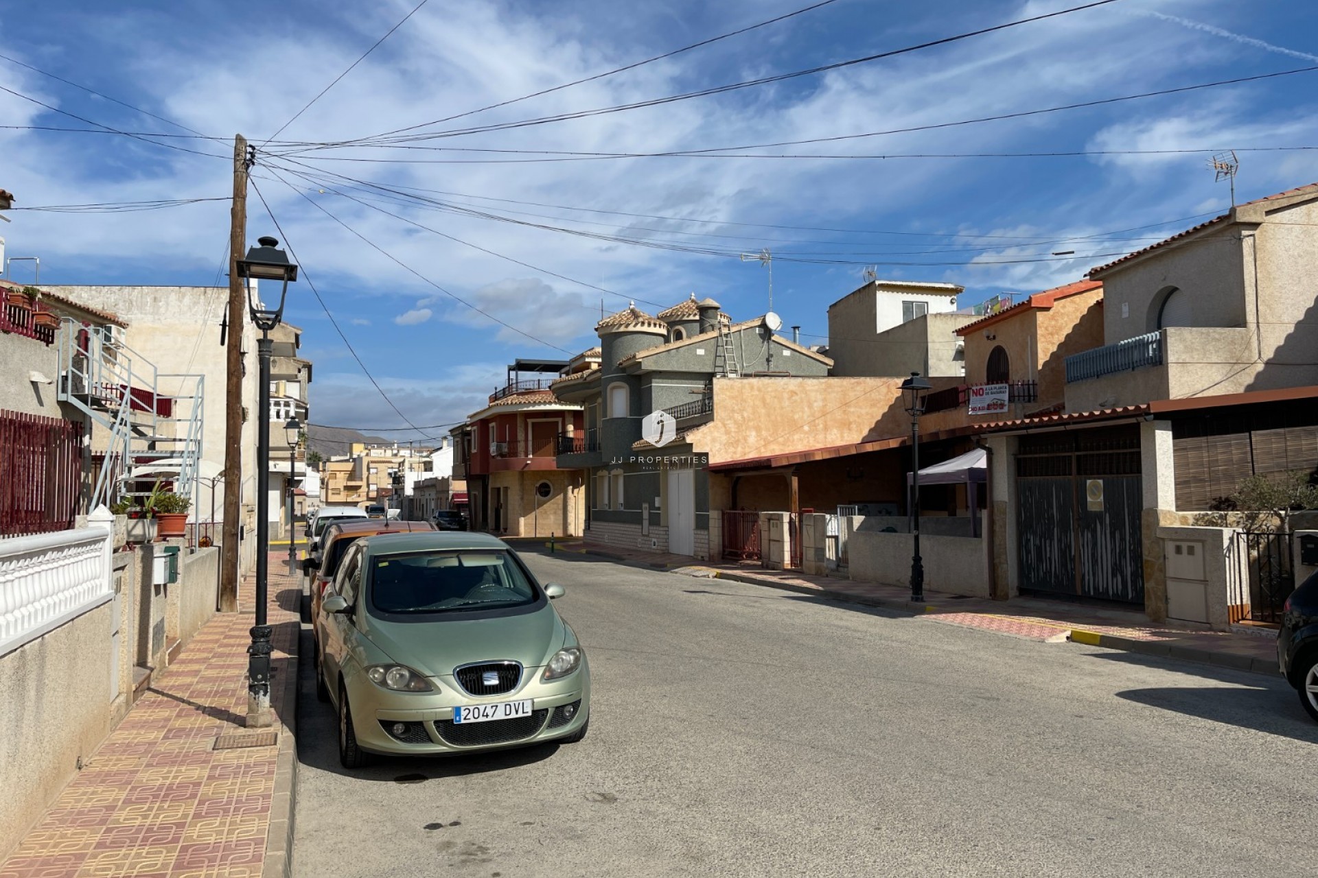 Resale - Chalet -
Jacarilla - Inland