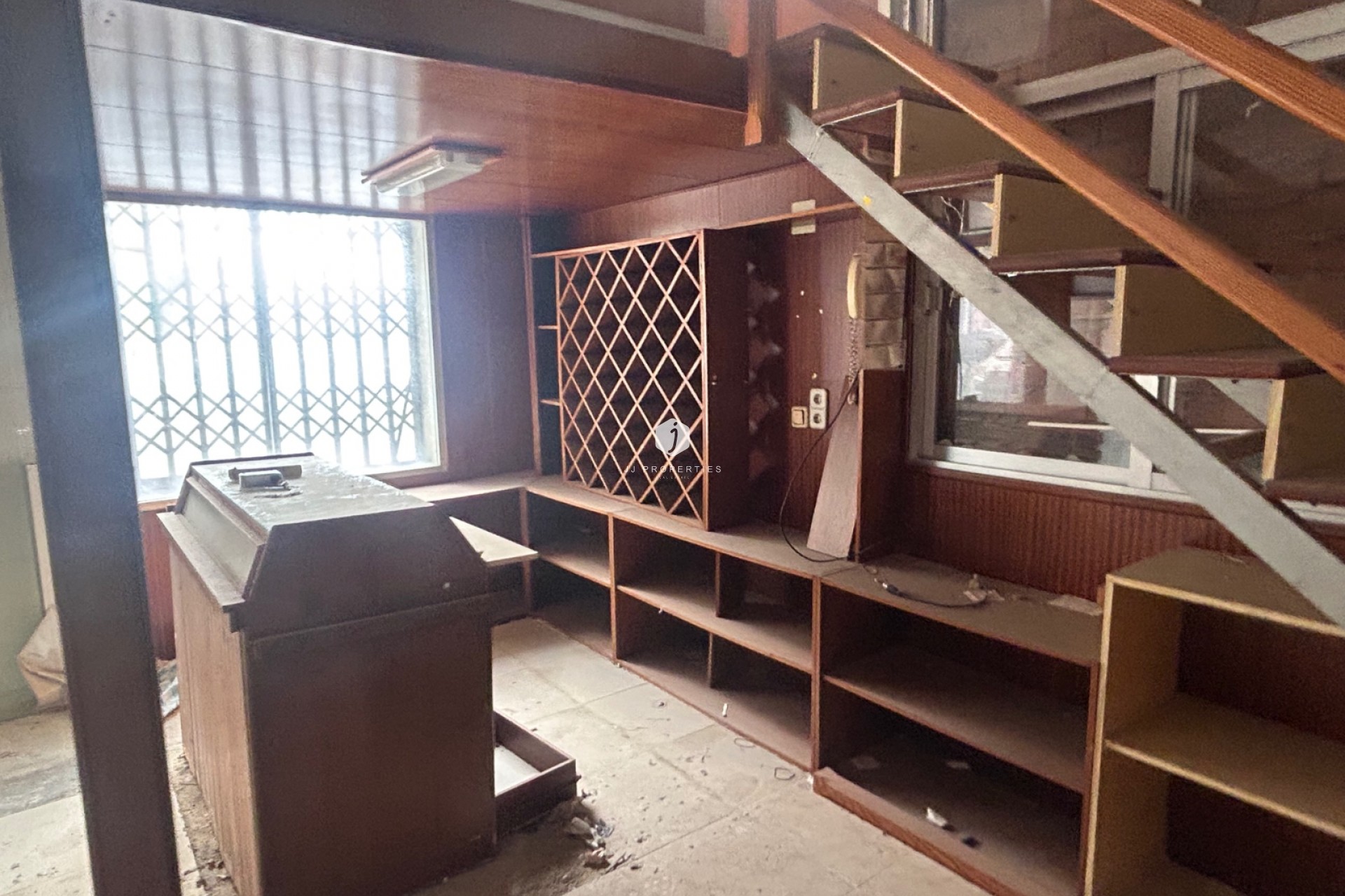 Resale - Chalet -
Jacarilla - Inland