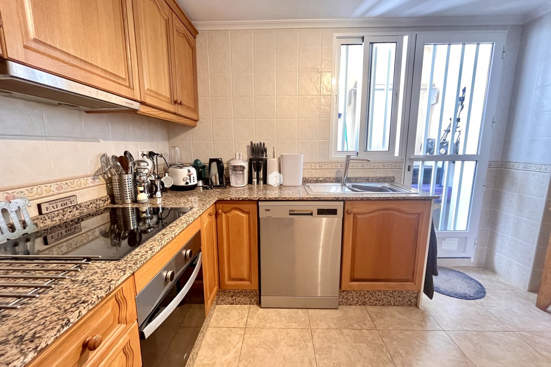 Resale - Chalet -
La Mata - Costa Blanca