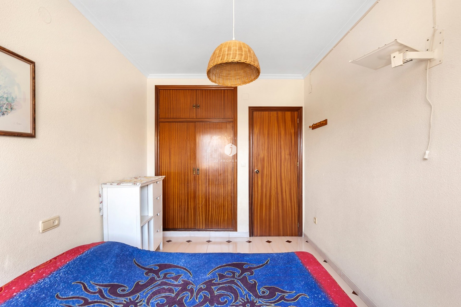 Resale - Chalet -
La Mata - Costa Blanca