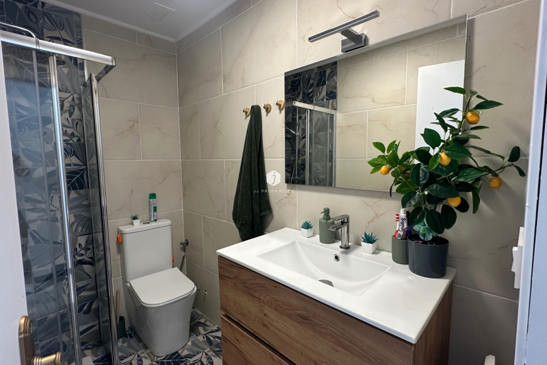 Resale - Chalet -
La Mata - Costa Blanca