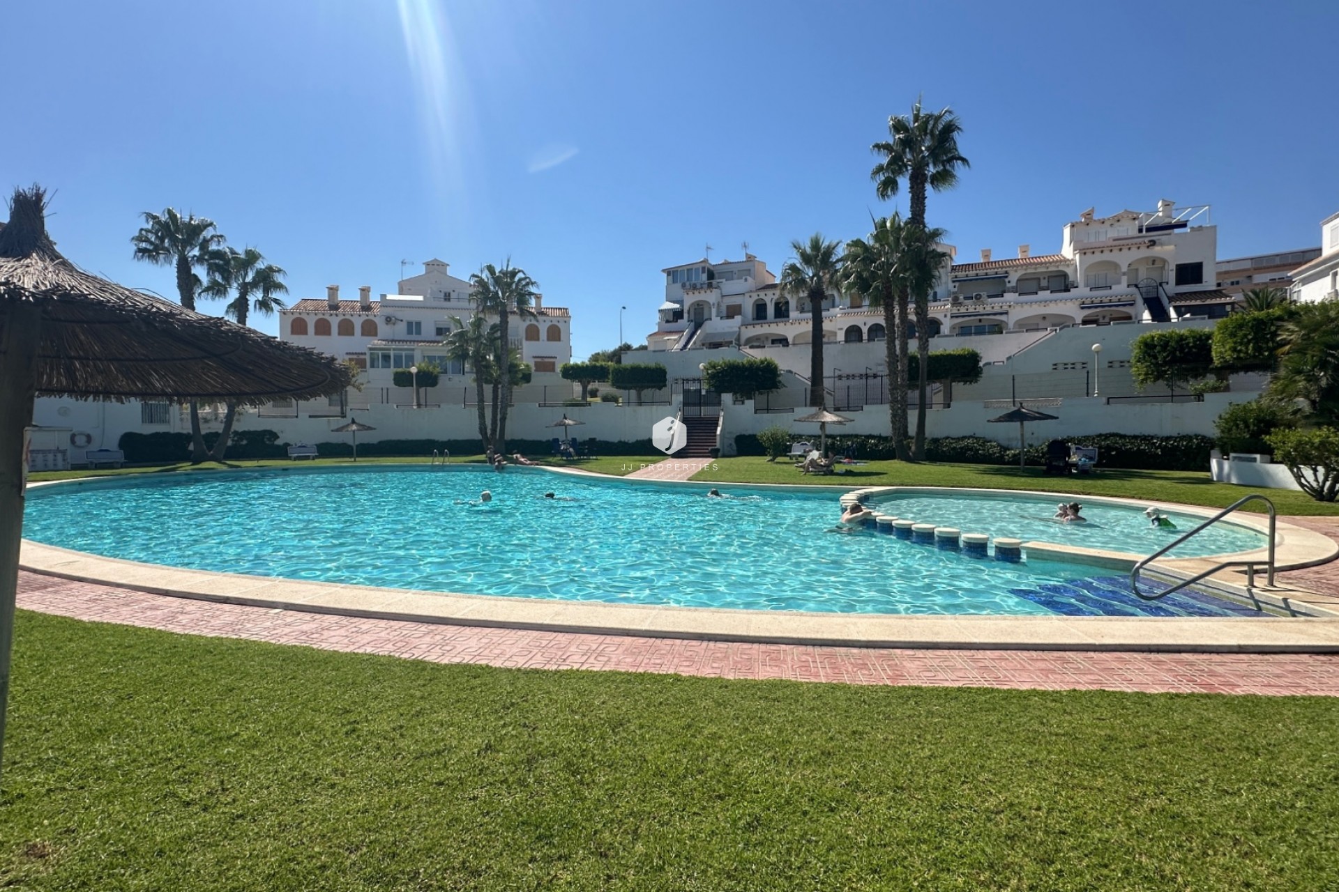 Resale - Chalet -
La Mata - Costa Blanca