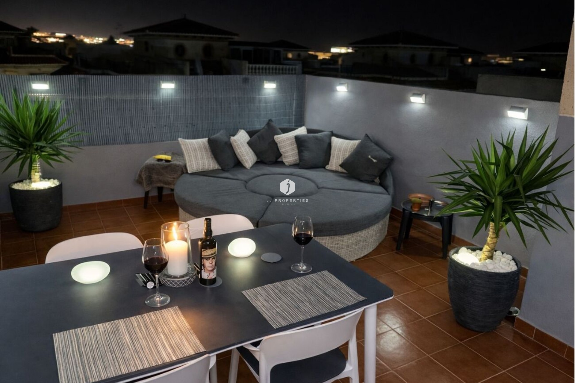 Resale - Chalet -
La Zenia - Costa Blanca