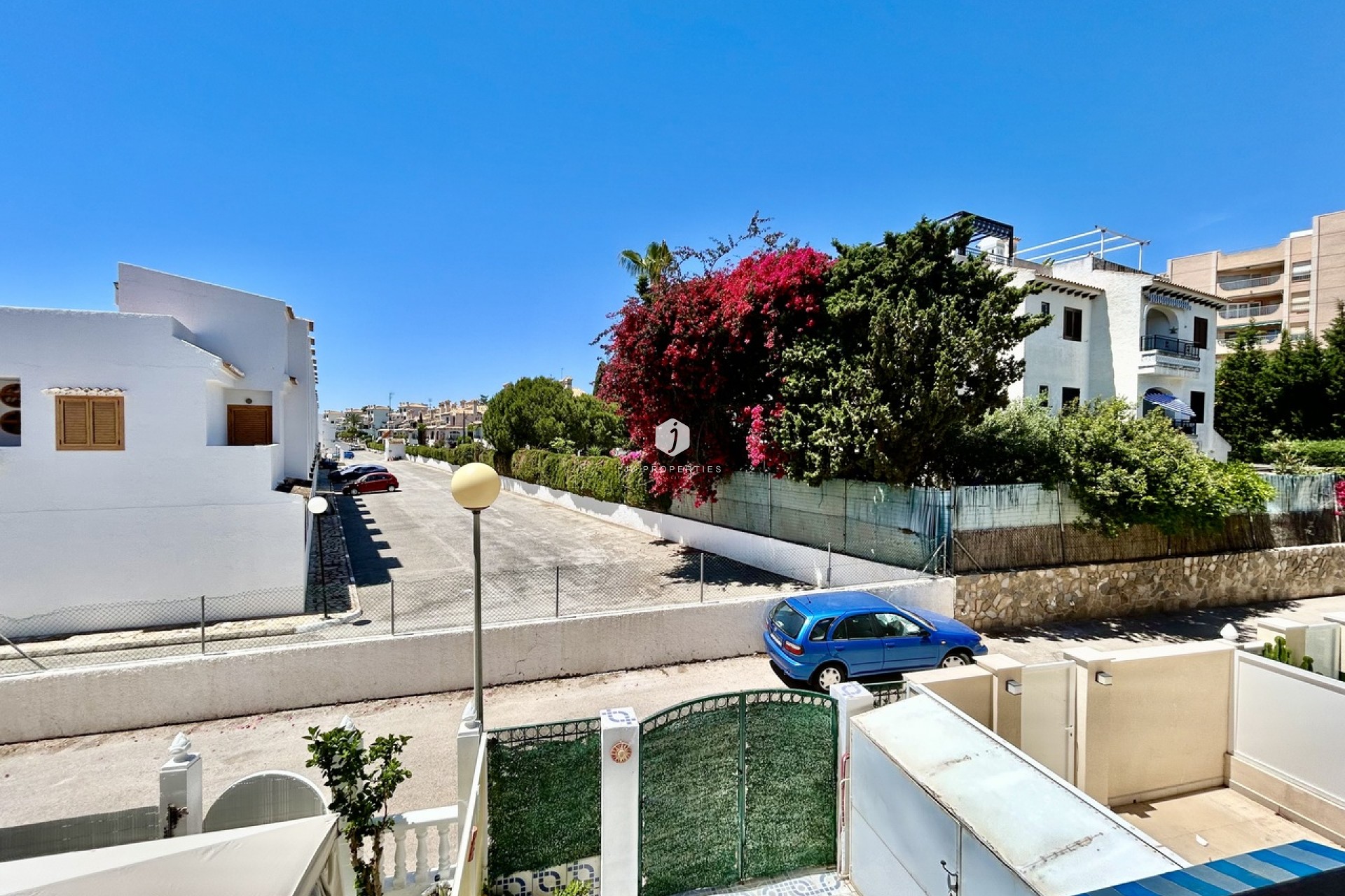 Resale - Chalet -
La Zenia - Costa Blanca