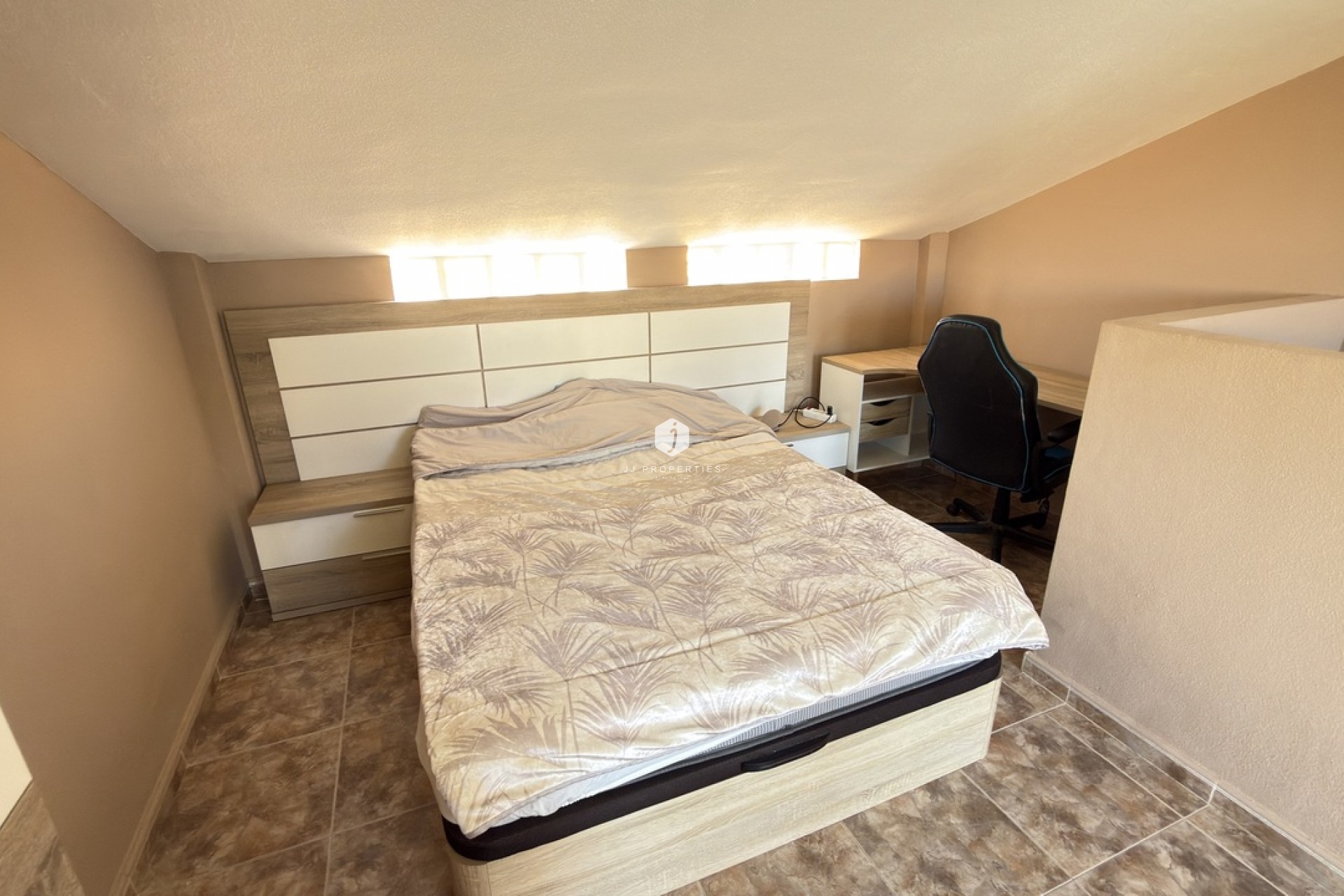 Resale - Chalet -
La Zenia - Costa Blanca