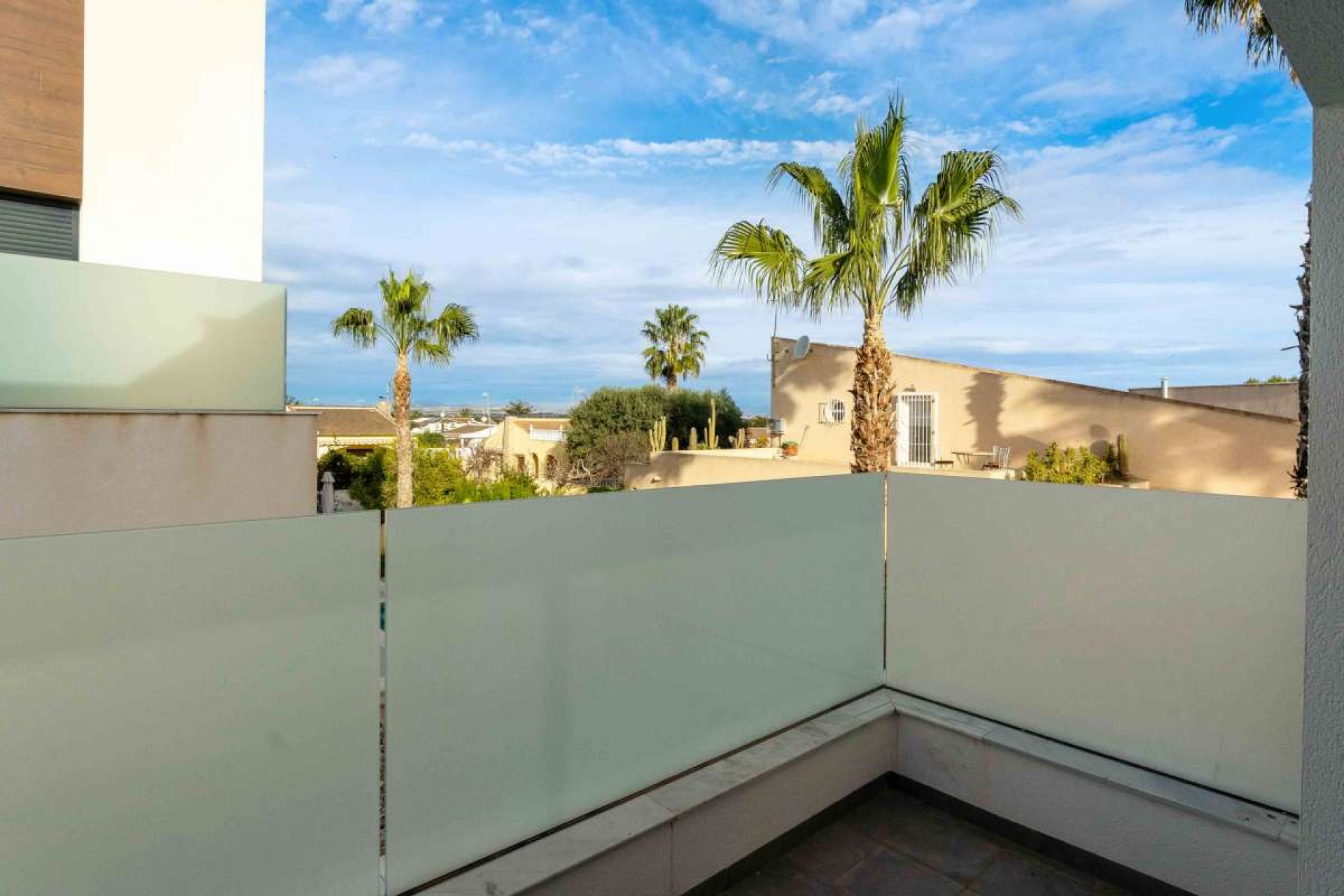 Resale - Chalet -
Los Balcones - Costa Blanca