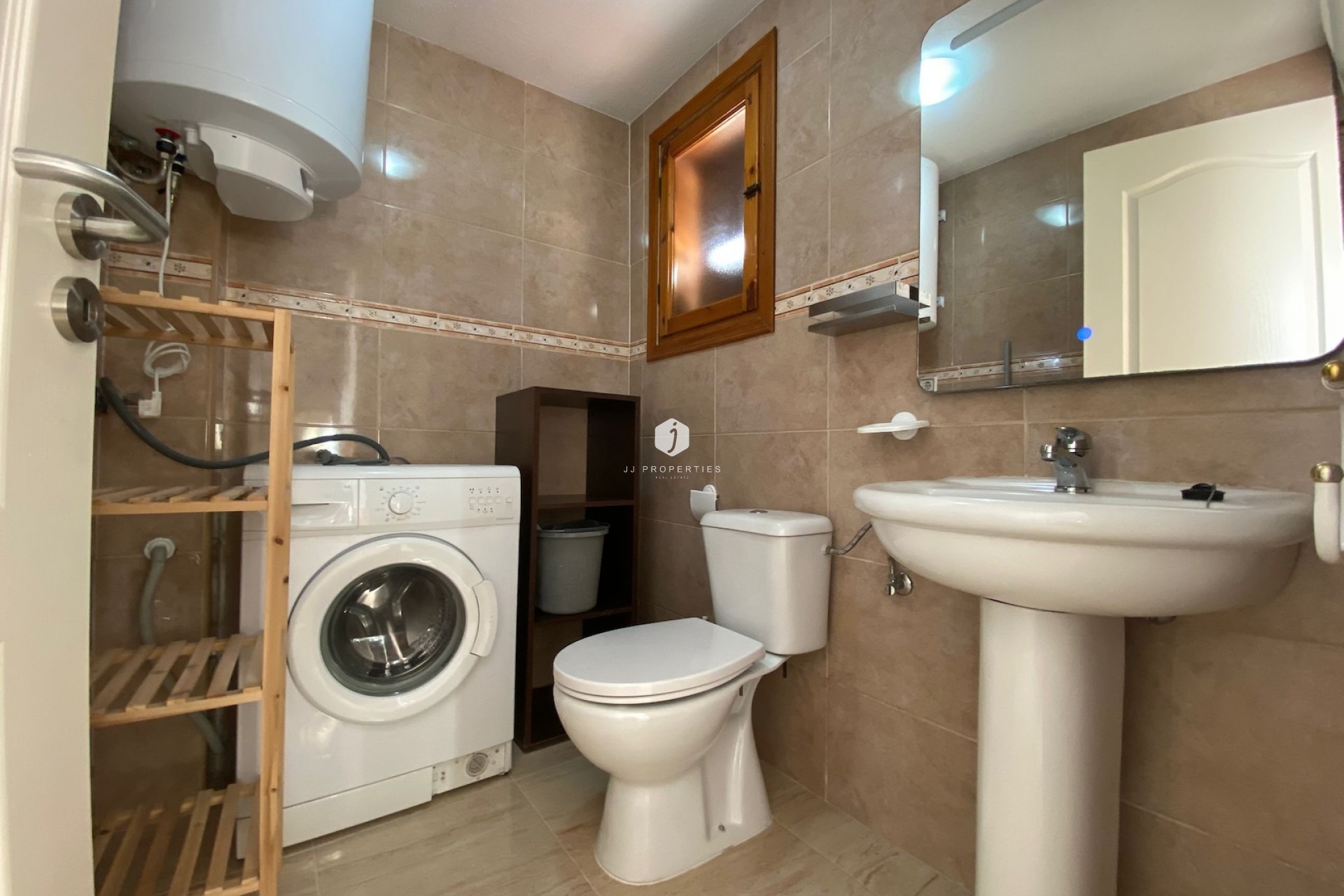 Resale - Chalet -
Los Balcones - Costa Blanca