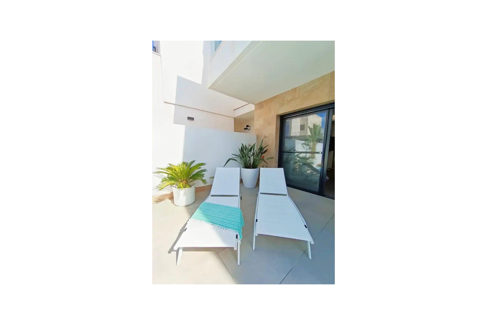 Resale - Chalet -
Los Montesinos - Costa Blanca